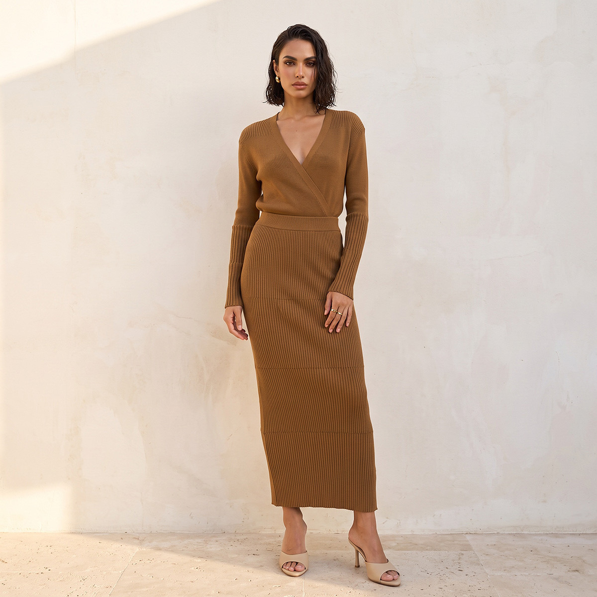 Splash Smart Maxi Ribbed Skirt with Elastic Waist-women-clothing-skirts-image-3