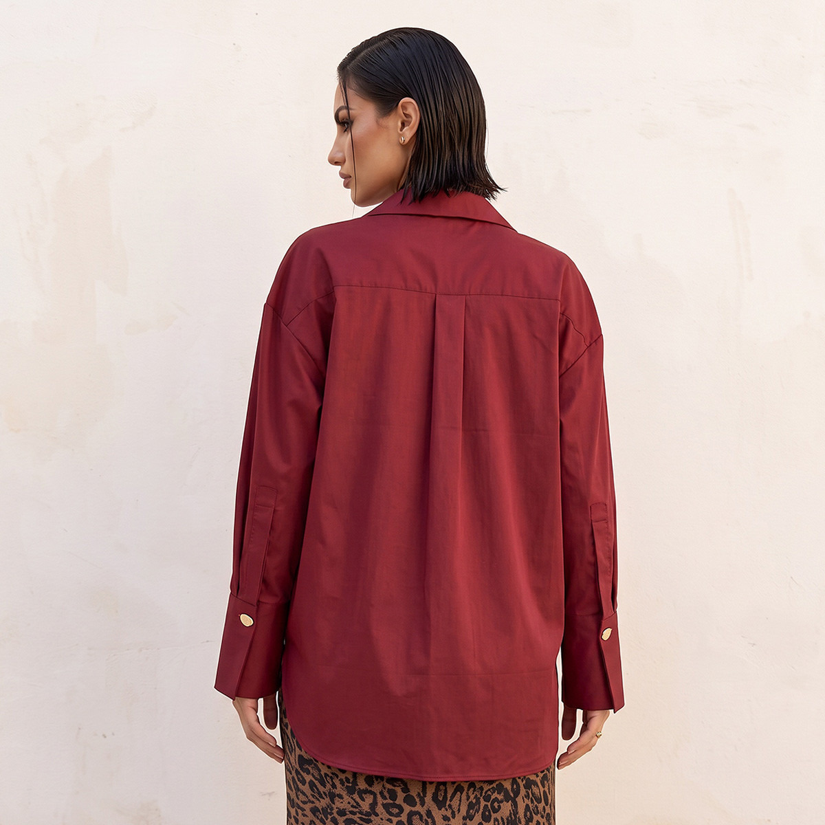 قميص بوبلين بقصة مريحة وحافة غير متساوية من سبلاش سمارت-women-clothing-shirtsandblouses-shirts-image-4