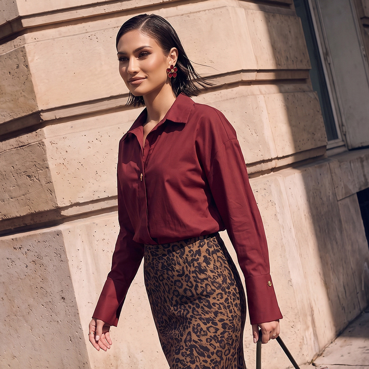 قميص بوبلين بقصة مريحة وحافة غير متساوية من سبلاش سمارت-women-clothing-shirtsandblouses-shirts-image-7