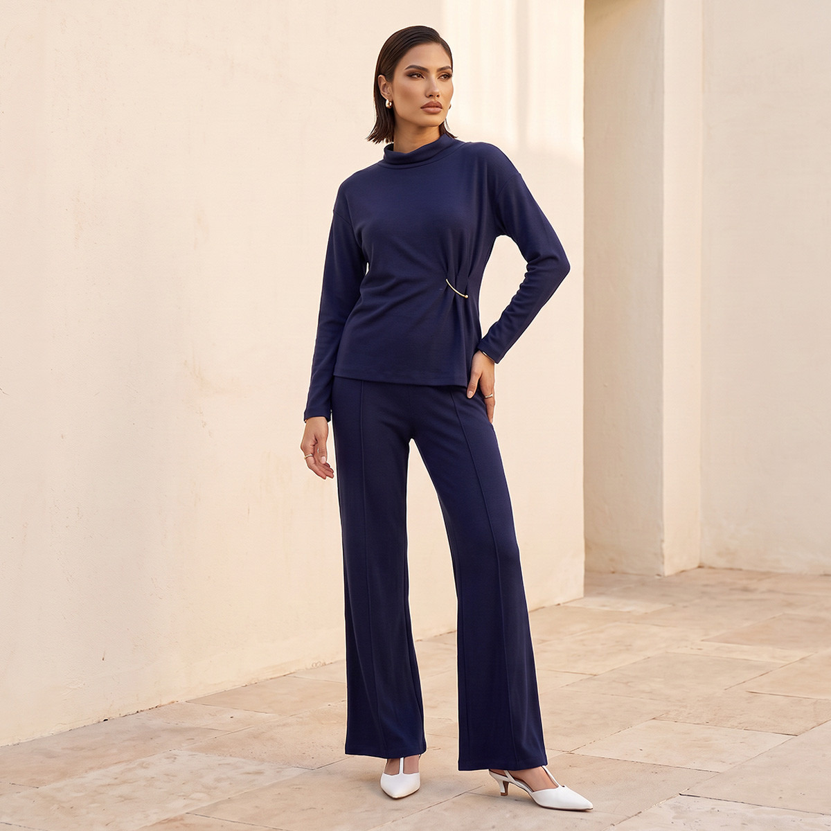 بنطلون بقصة واسعة وخصر مطاطي من سمارت من سبلاش-women-clothing-trousers-image-2