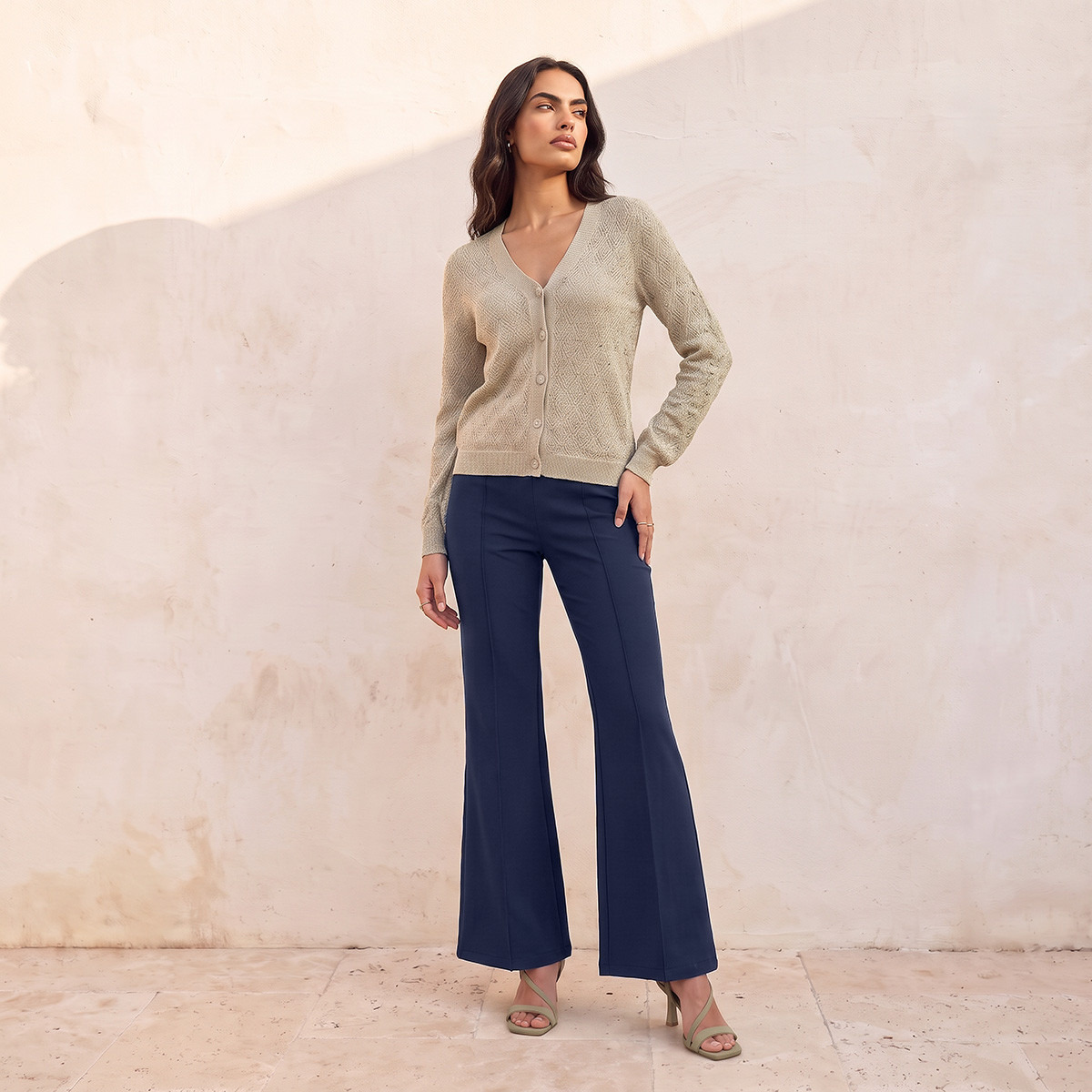 بنطلون بقصة واسعة ودرزات من سبلاش سمارت-women-clothing-trousers-image-2