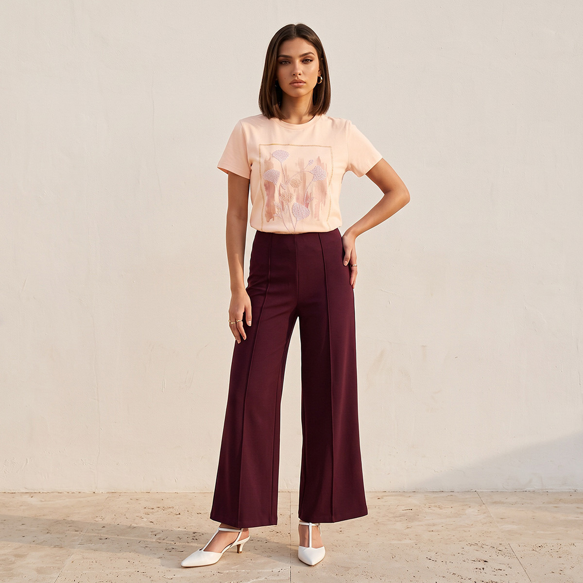 تيشيرت قطن بقصة مريحة وتطريز من سمارت من سبلاش-women-clothing-tshirts-image-2