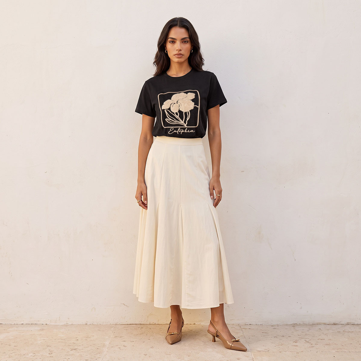 تيشيرت قطن بقصة مريحة وتطريز من سمارت من سبلاش-women-clothing-tshirts-image-2