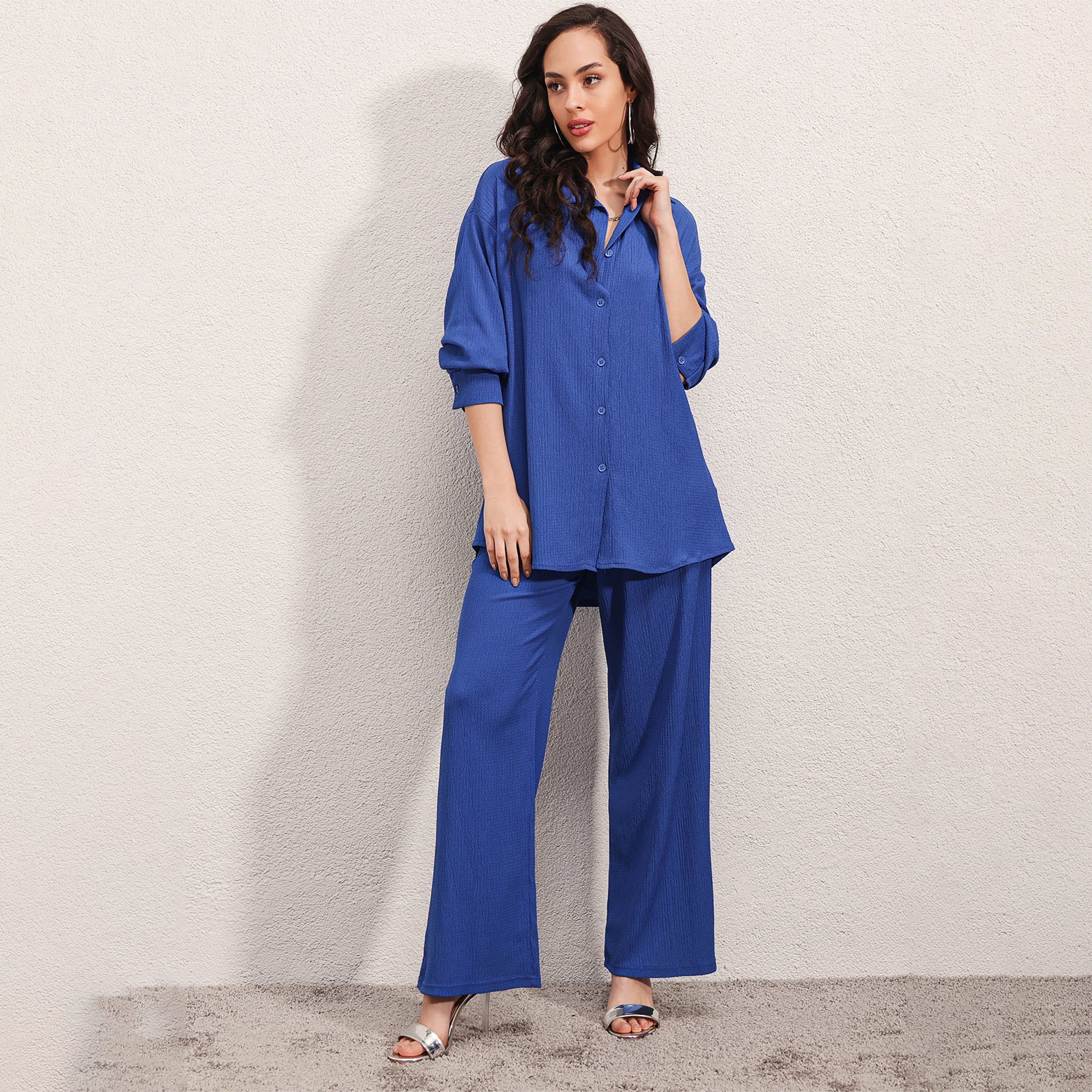 طقم نسائي بطبعة نباتية، قميص بأكمام منسدلة وسروال من بيجدارت-women-clothing-coordsets-image-1