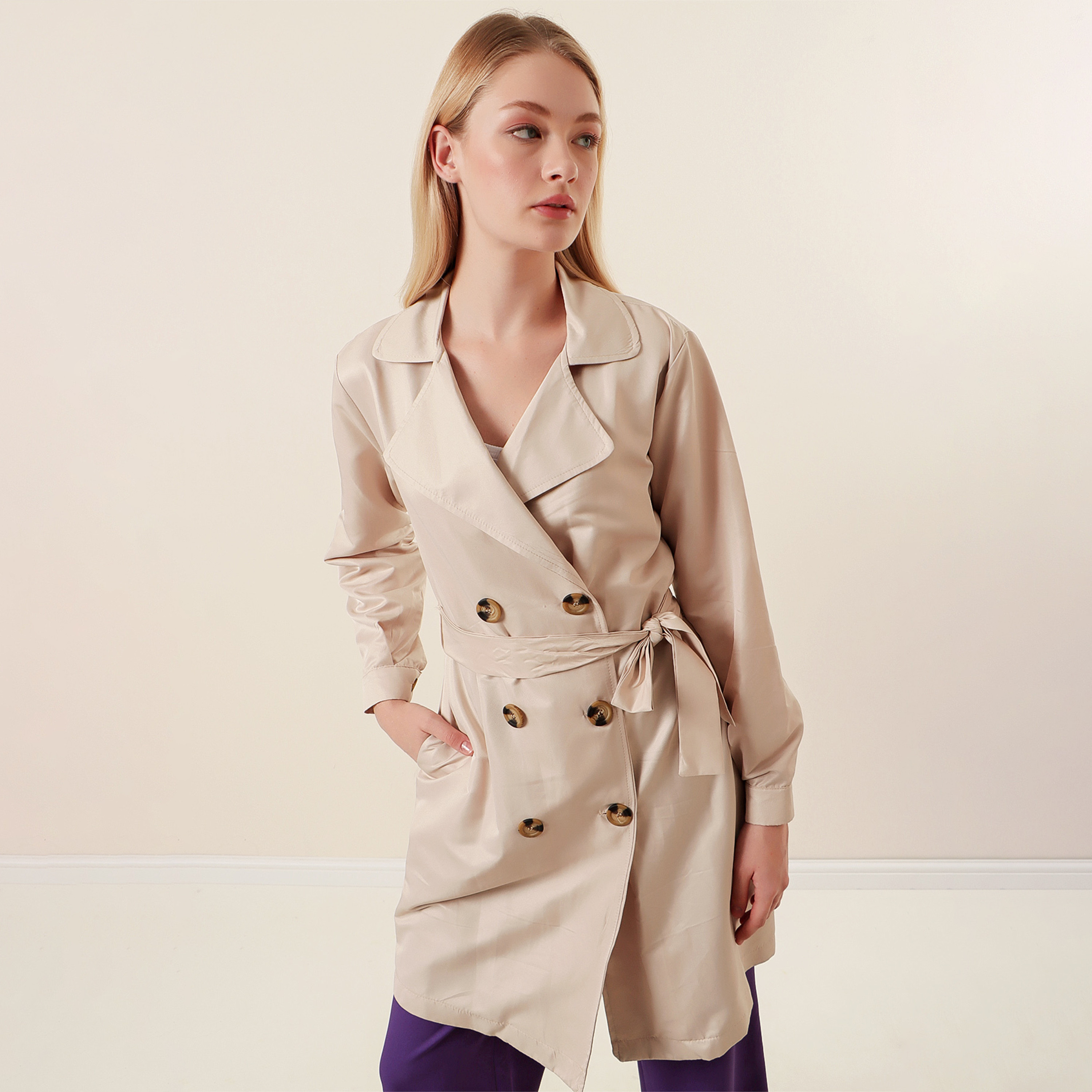 معطف ترنش مزدوج الصدر بياقة مطوية نسائي من بيجدارت-women-clothing-coatsandjackets-coats-image-6