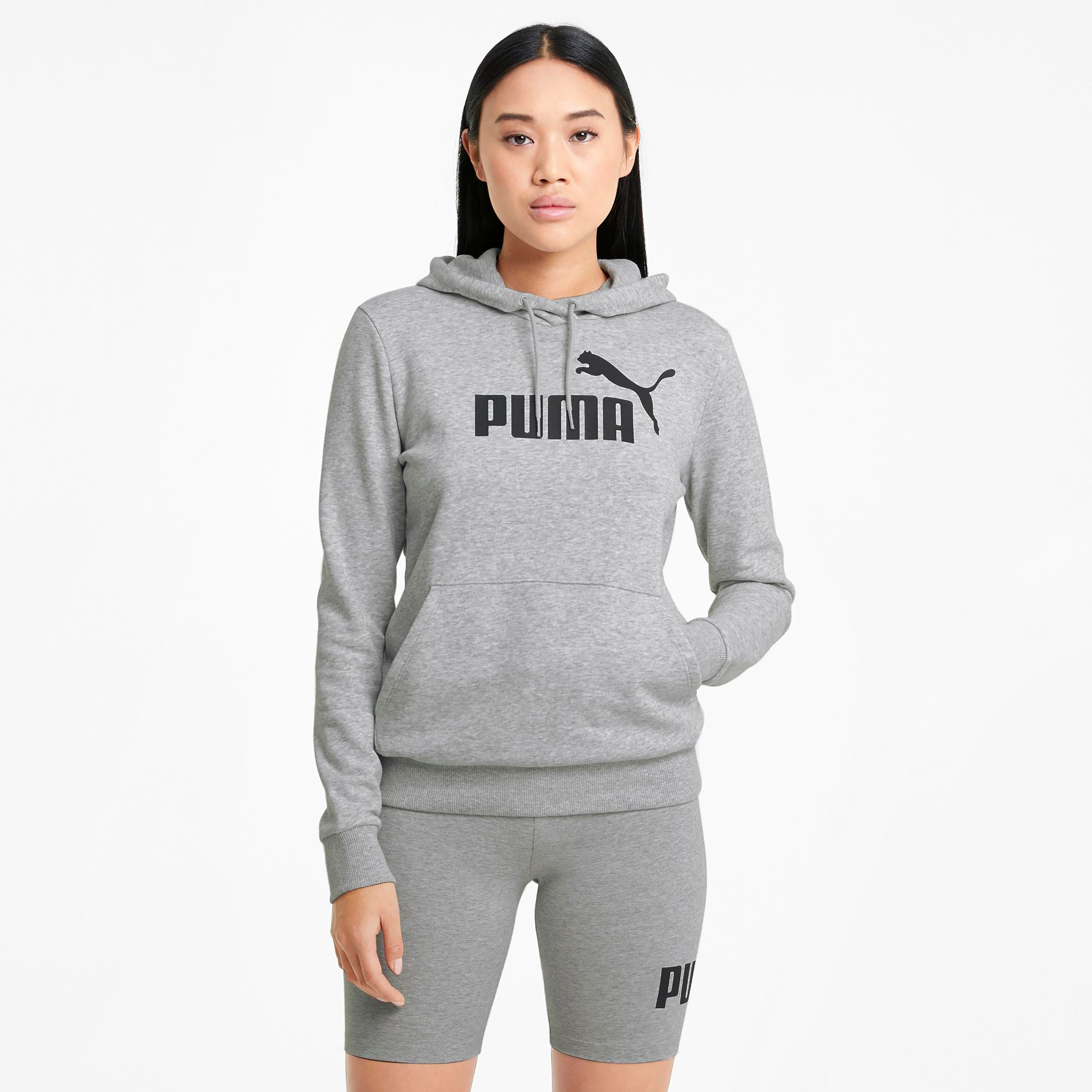هودي بشعار إي اس اس للنساء من بوما 58679104 | OE-sports-women-clothing-hoodiesandsweatshirts-image-1