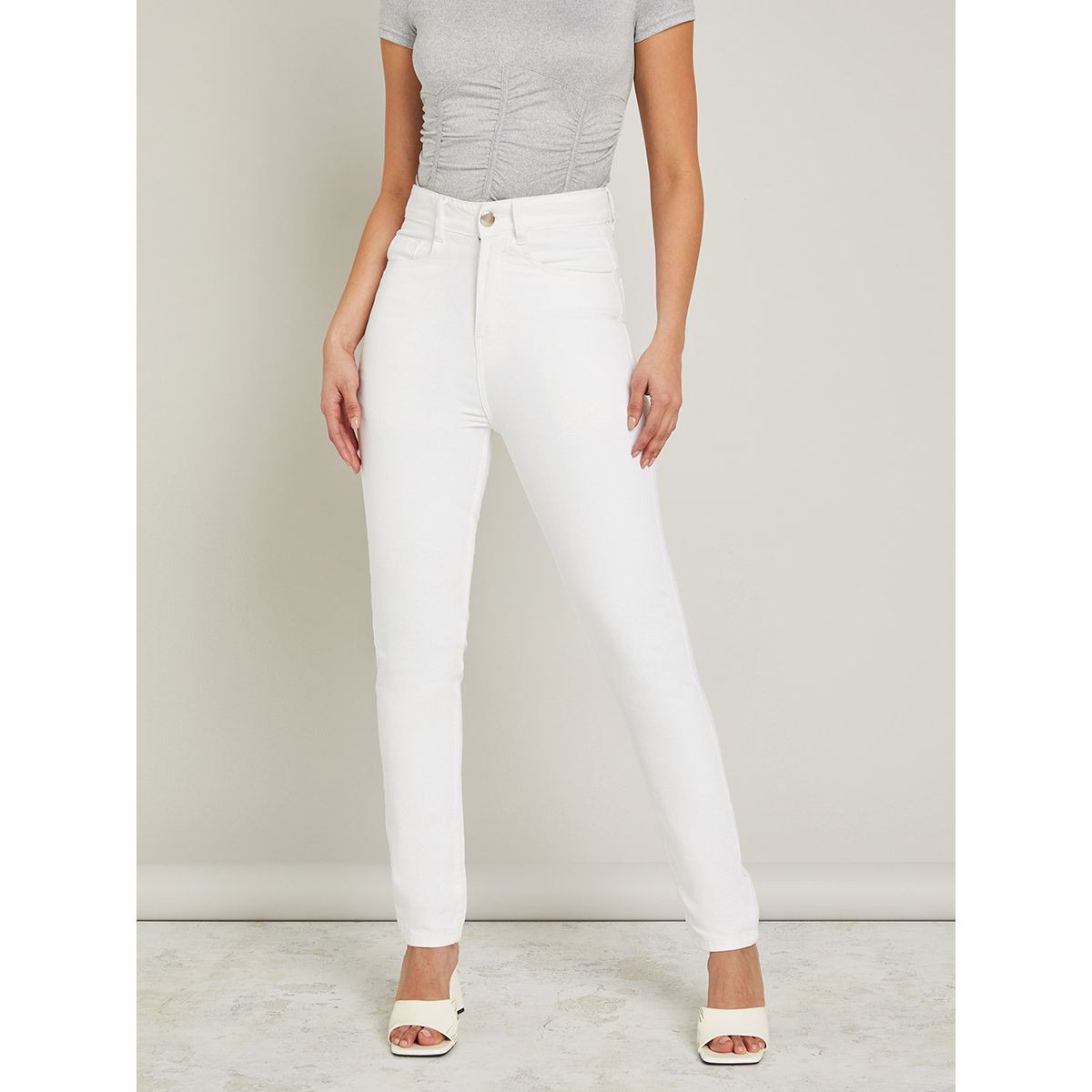جينز بخصر عالي-women-clothing-bottoms-jeans-image-1