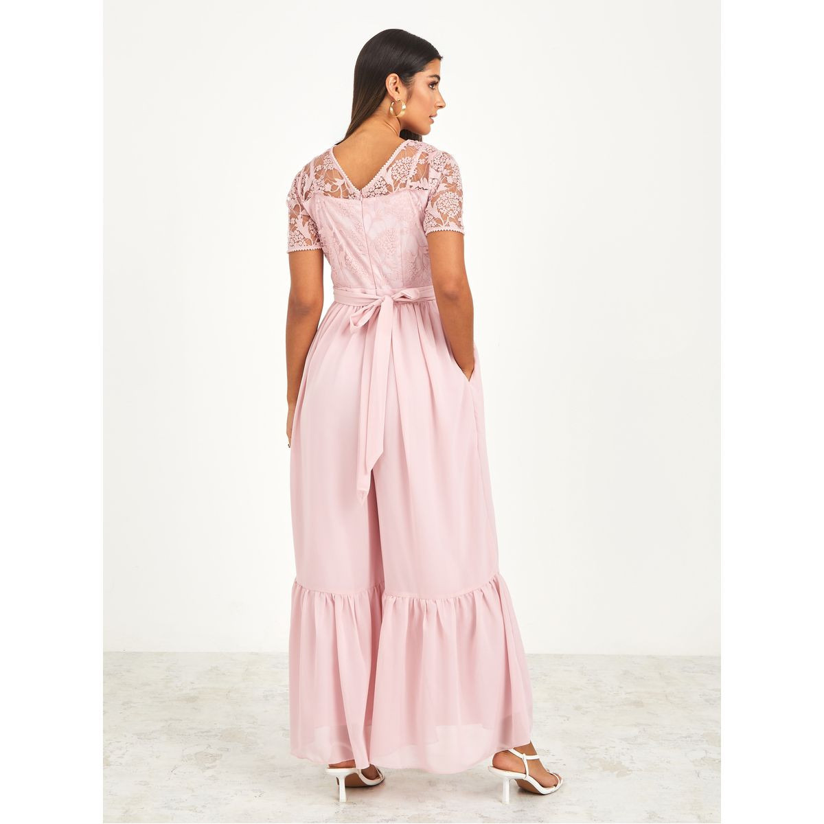 جمبسوت بقصة واسعة وتداخلات دانتيل-women-clothing-jumpsuits-image-4