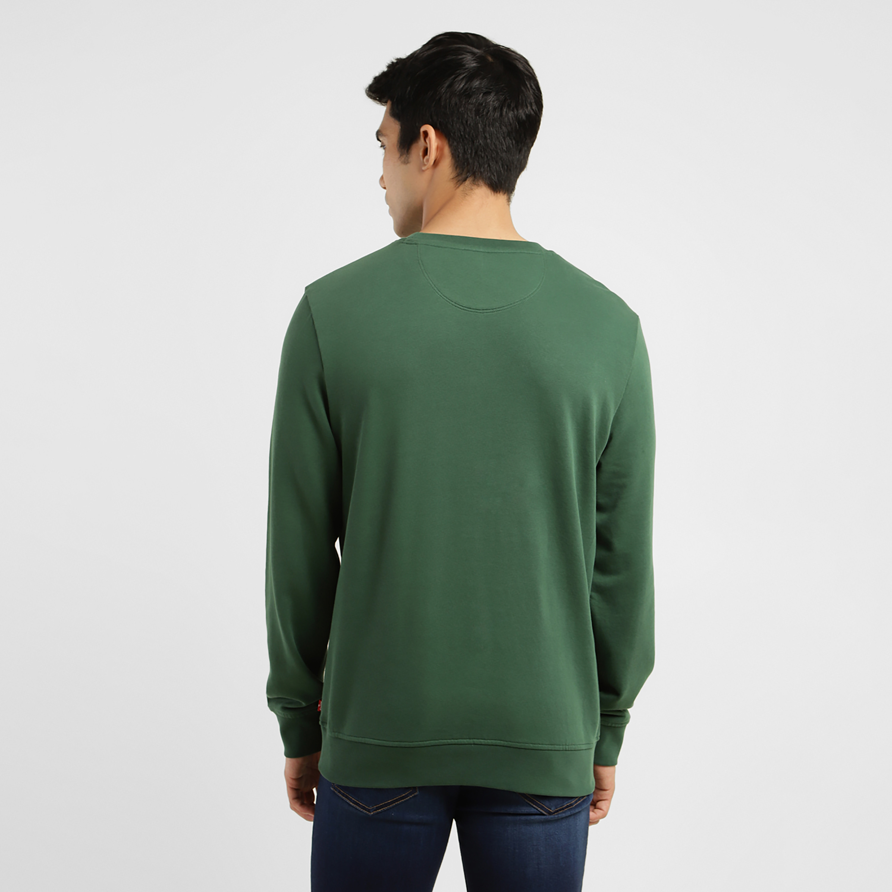 Levi's Graphic Crew Neck Long Sleeves Sweatshirt-men-winterwear-hoodiesandsweatshirts-image-4
