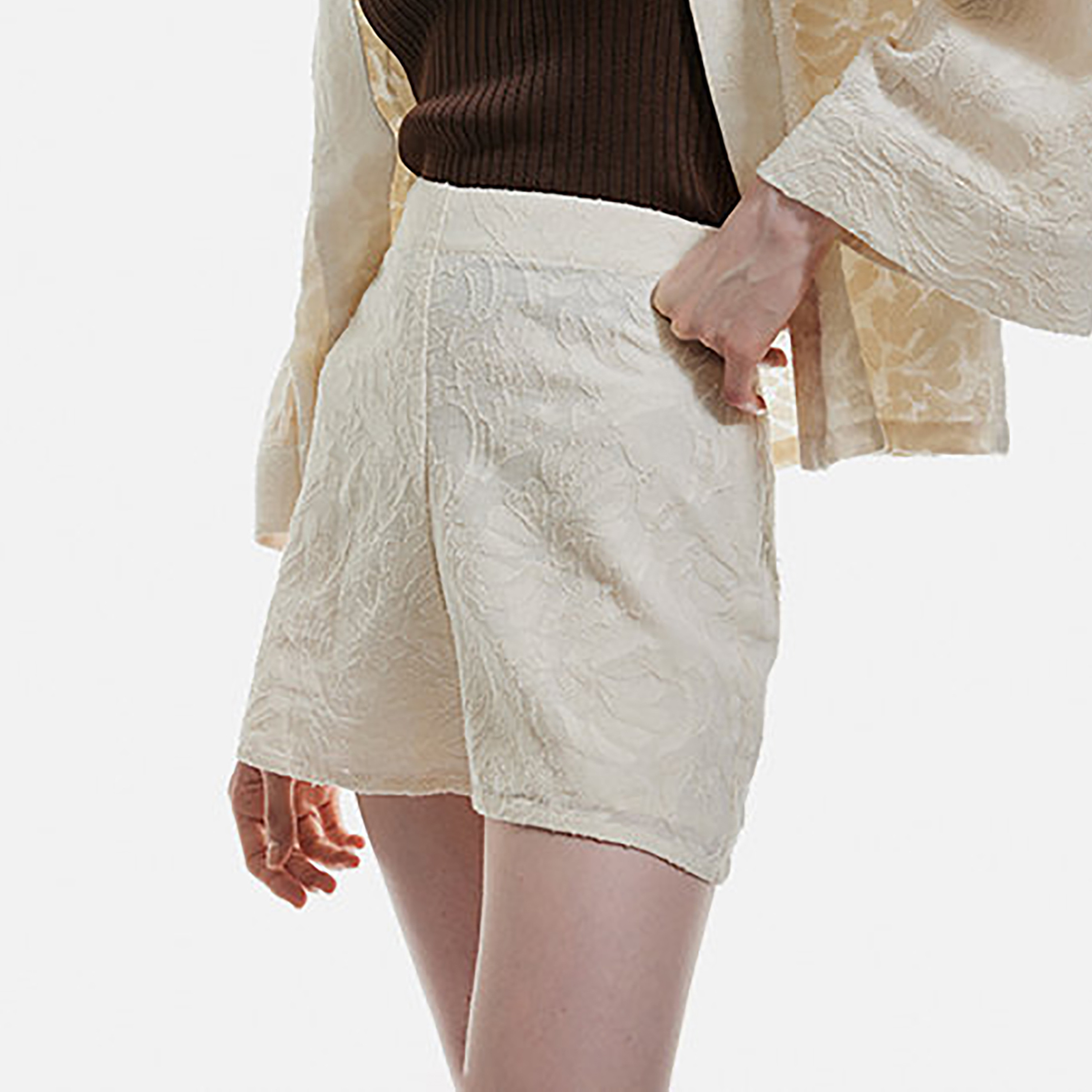 KOTON Regular Fit High-Rise Concealed Zip Women's Cropped Shorts-women-clothing-shorts-image-3