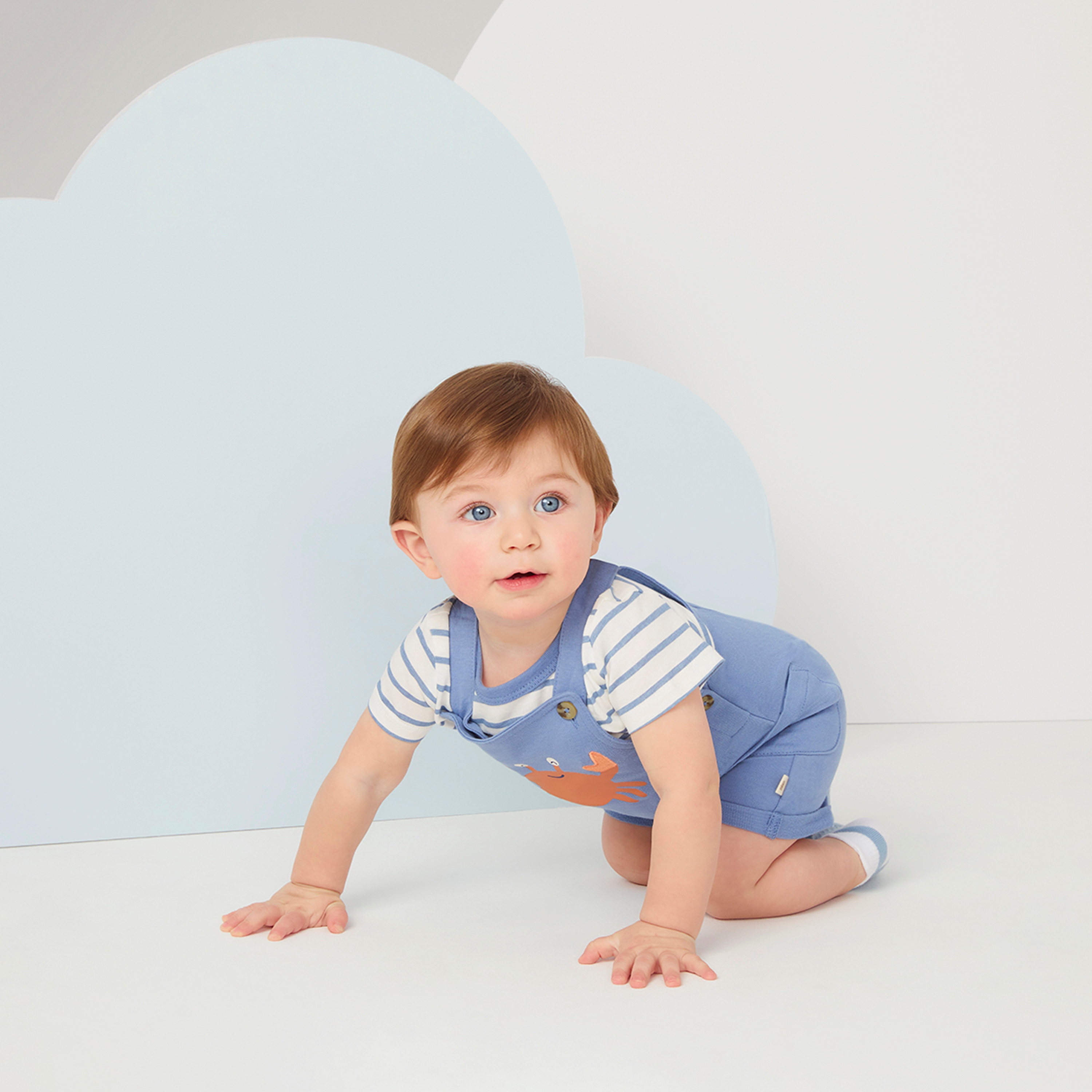 Huggies Printed Short Sleeves Dungaree with T-Shirt-baby-boys-clothing-setsandcoords-image-5