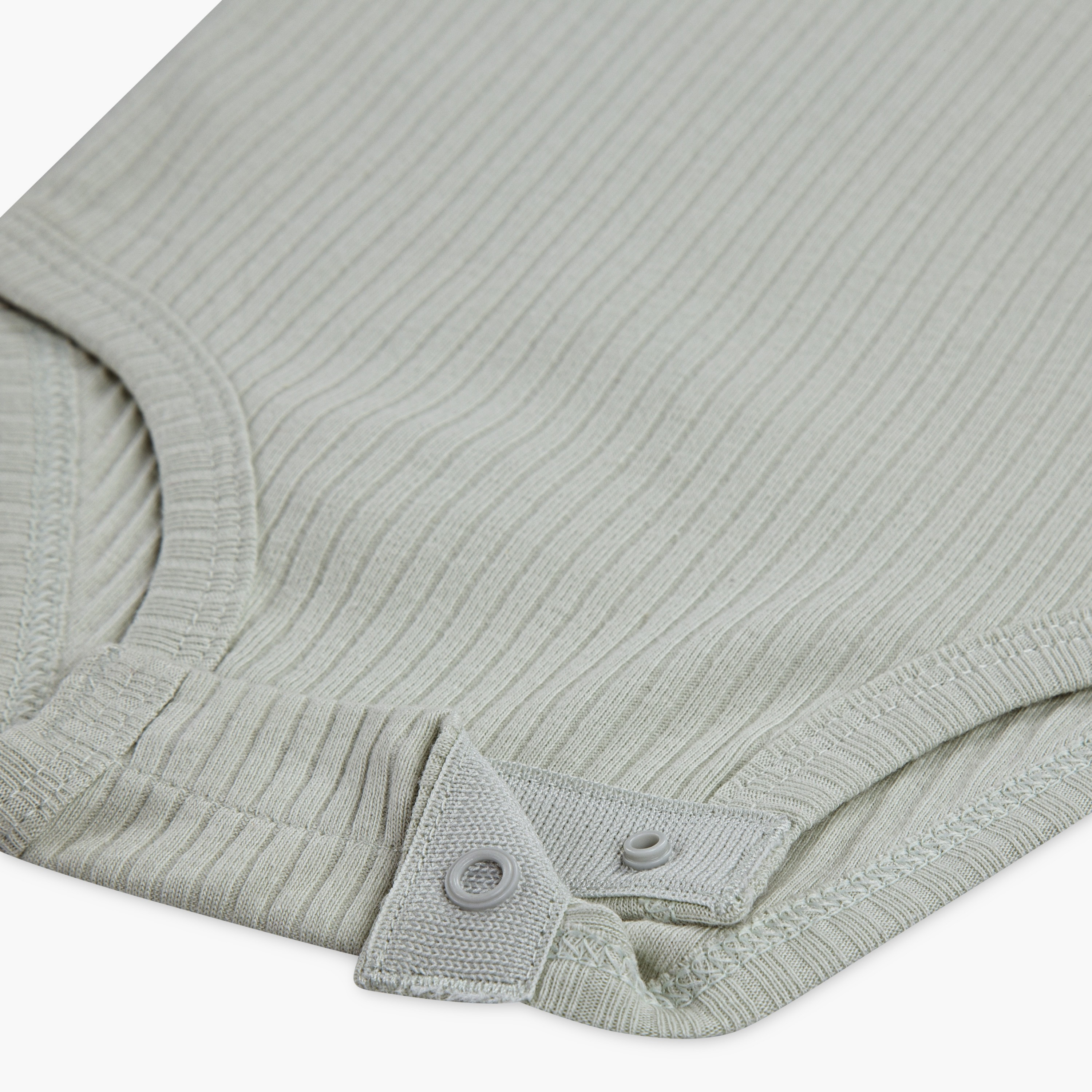 طقم بودي سوت بأكمام قصيرة وسادة، وبنطال ركض مع قبعة، 3 قطع من هاجيز-baby-boys-clothing-setsandcoords-image-4
