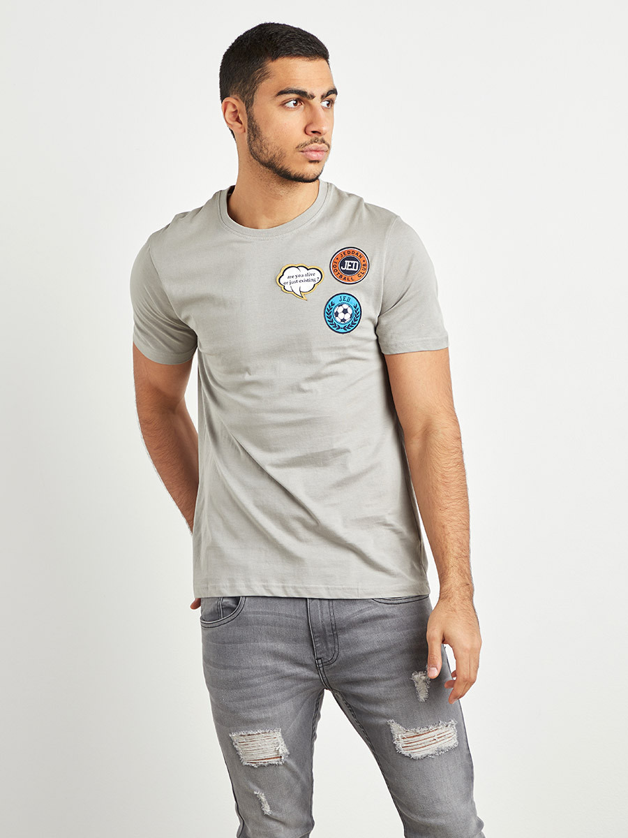 Badge Detail Slim Fit T-shirt with Short Sleeves-men-clothing-tshirtsandpolos-tshirts-image-1