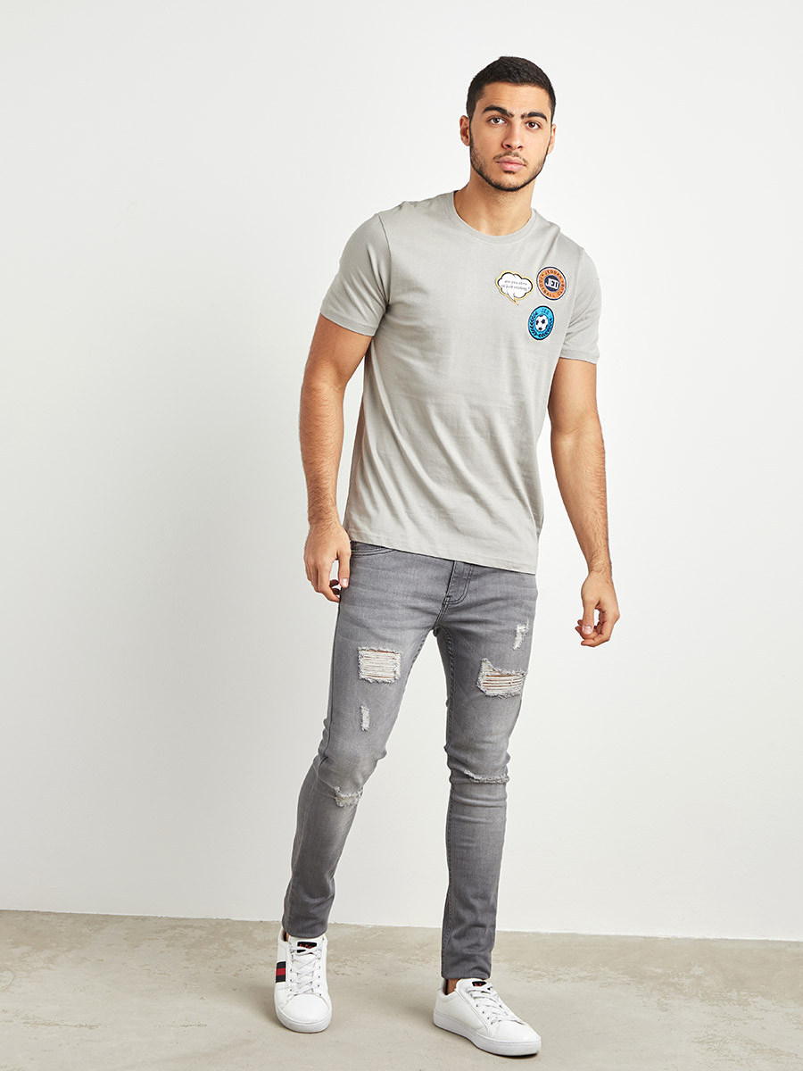 Badge Detail Slim Fit T-shirt with Short Sleeves-men-clothing-tshirtsandpolos-tshirts-image-2