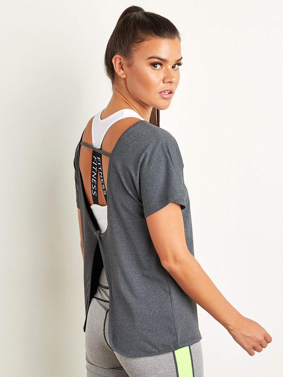 تيشيرت رياضي بتفاصيل خلفية من ستايلي-sports-women-clothing-tshirtsandvests-image-1