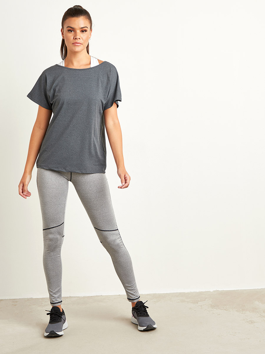 تيشيرت رياضي بتفاصيل خلفية من ستايلي-sports-women-clothing-tshirtsandvests-image-2