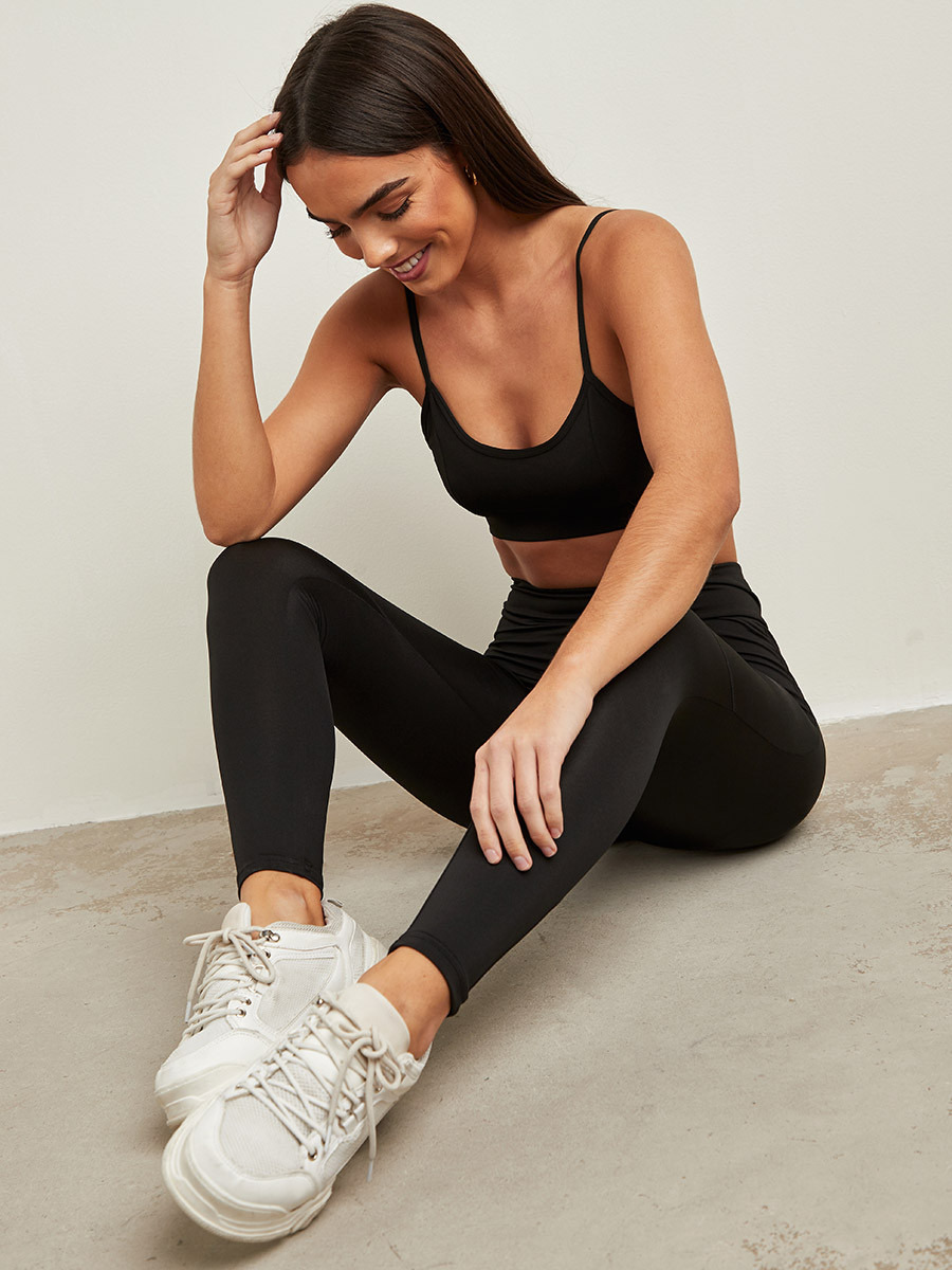Styli Activewear Strappy Bra and Leggings Set -women-clothing-sportswearandactivewear-sportsbras-image-4