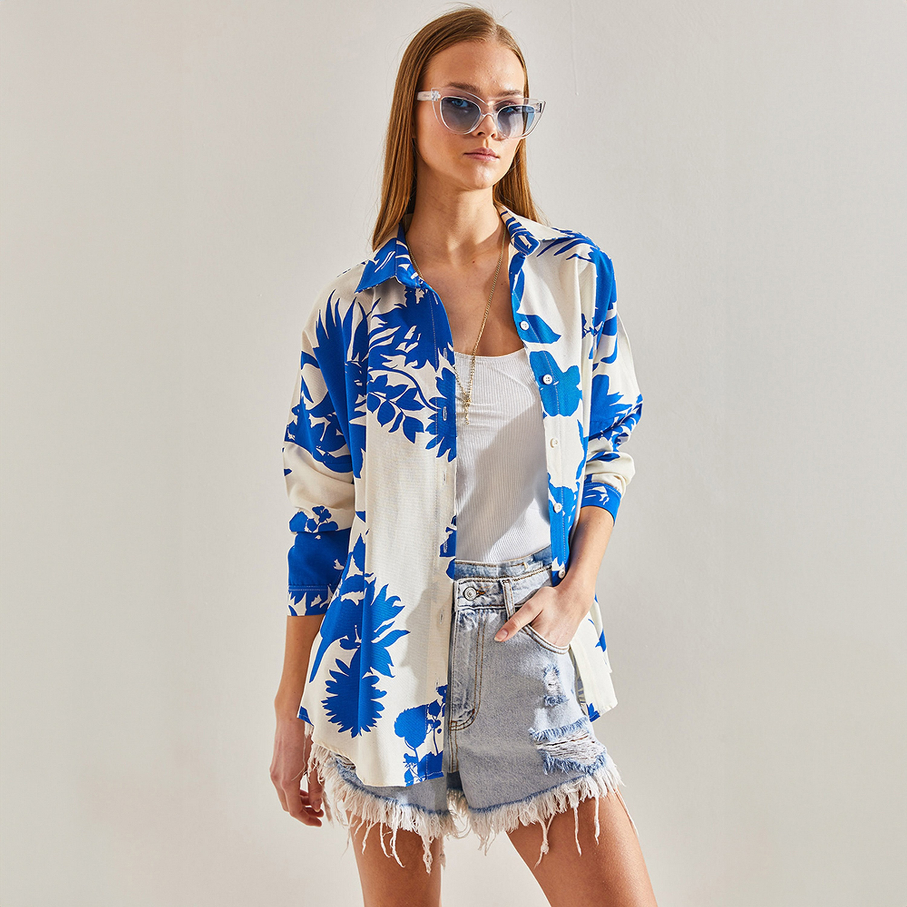 قميص نسائي بطبعة زهور من الكتان، بأكمام منسدلة، أبيض من بيانكو لوتشي-women-clothing-shirtsandblouses-shirts-image-2