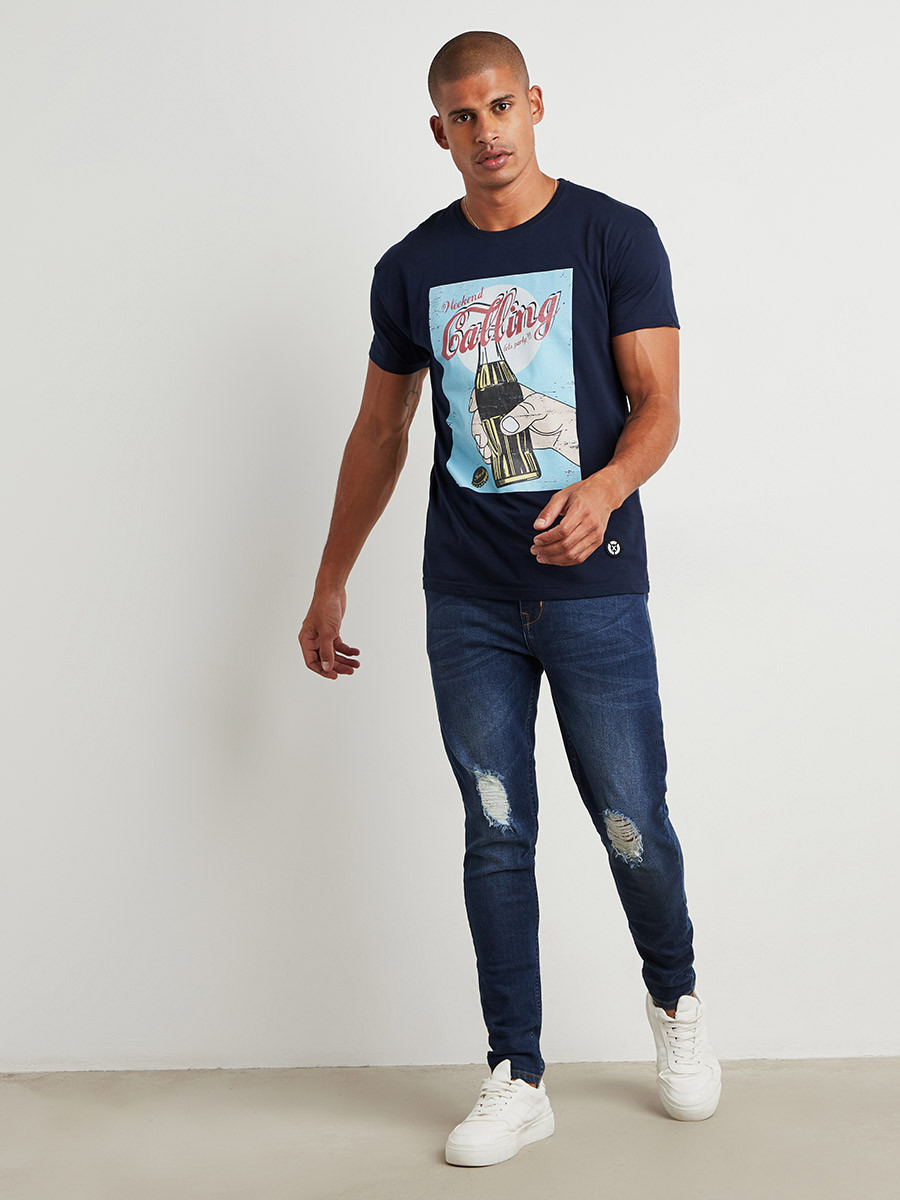 Weekend Calling Graphic Printed Regular Fit T-shirt-men-clothing-tshirtsandpolos-tshirts-image-2