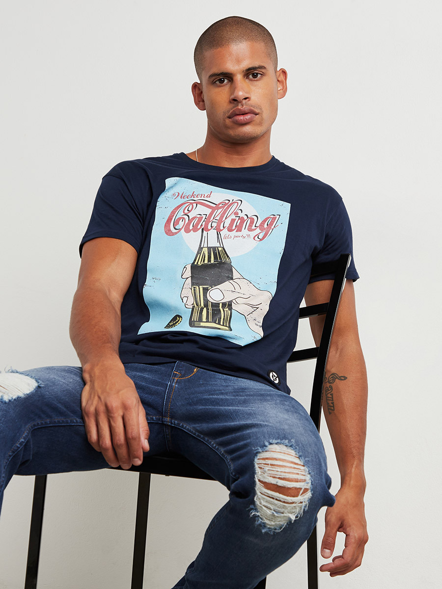 Weekend Calling Graphic Printed Regular Fit T-shirt-men-clothing-tshirtsandpolos-tshirts-image-5