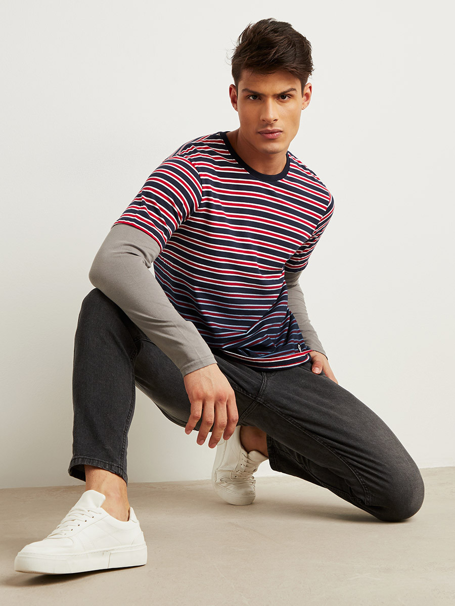 تيشيرت مخطط بأكمام طويلة-men-clothing-tshirtsandpolos-tshirts-image-2