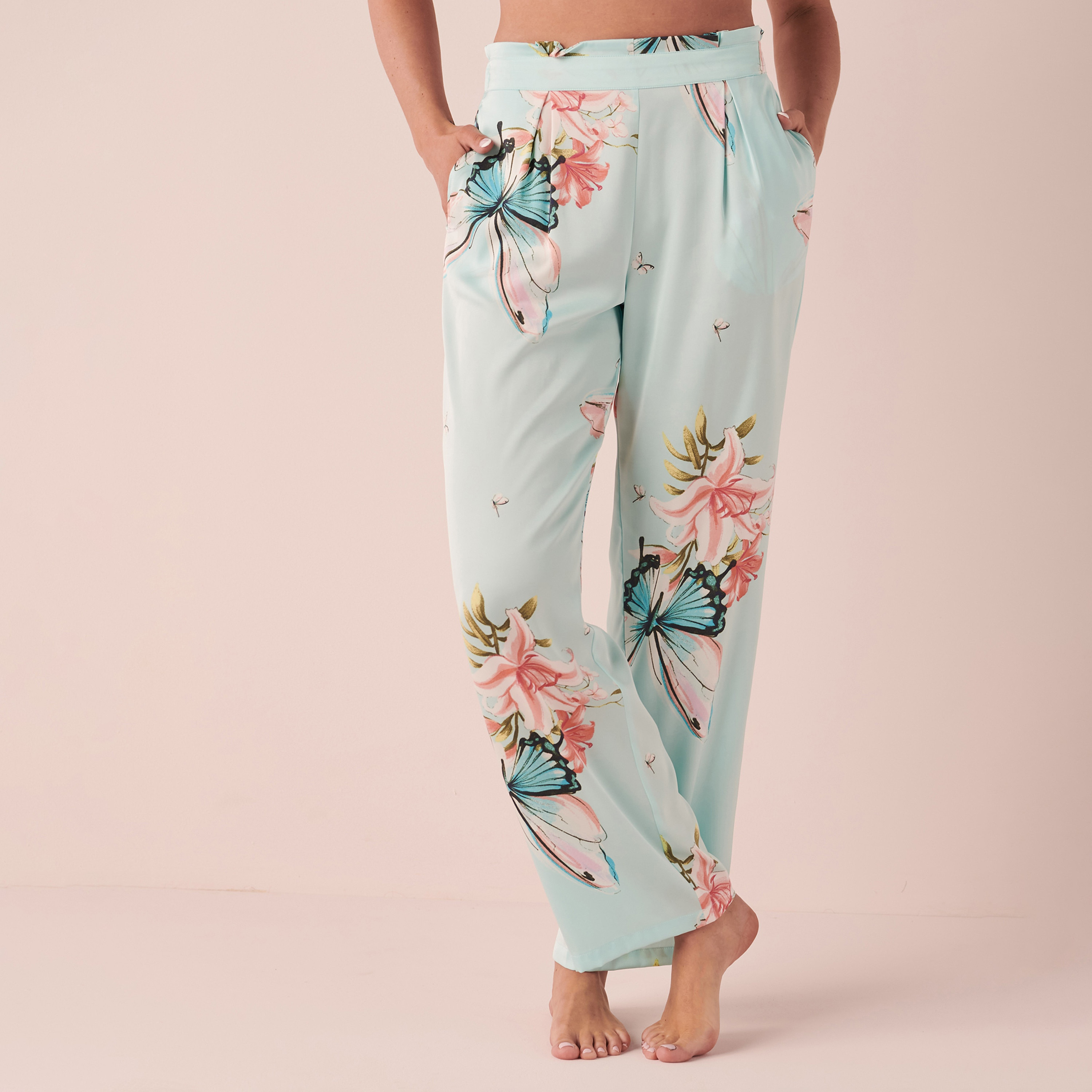 بنطال بأرجل واسعة من لا في إن روز بطبعات الفراشة المزدهرة مع جيوب جانبية-women-clothing-nightwear-pyjamas-bottoms-image-1