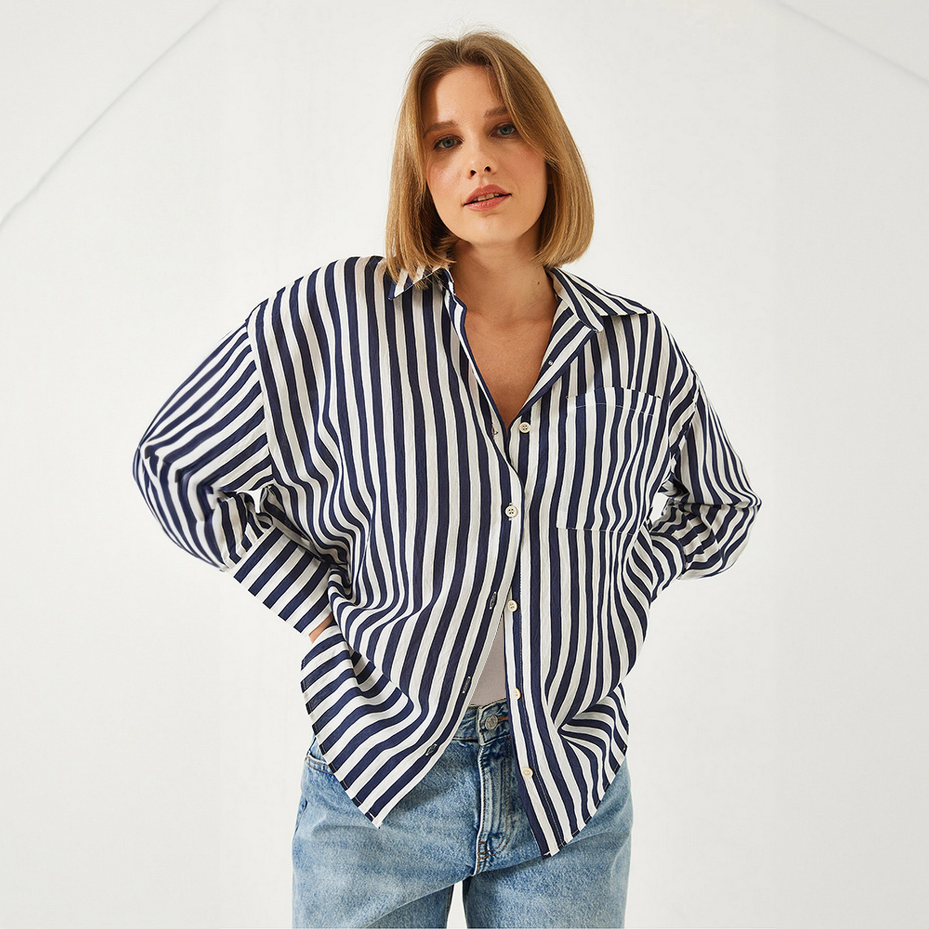 قميص نسائي مخطط، بأكمام منسدلة من بيانكو لوتشي-women-clothing-shirtsandblouses-shirts-image-2