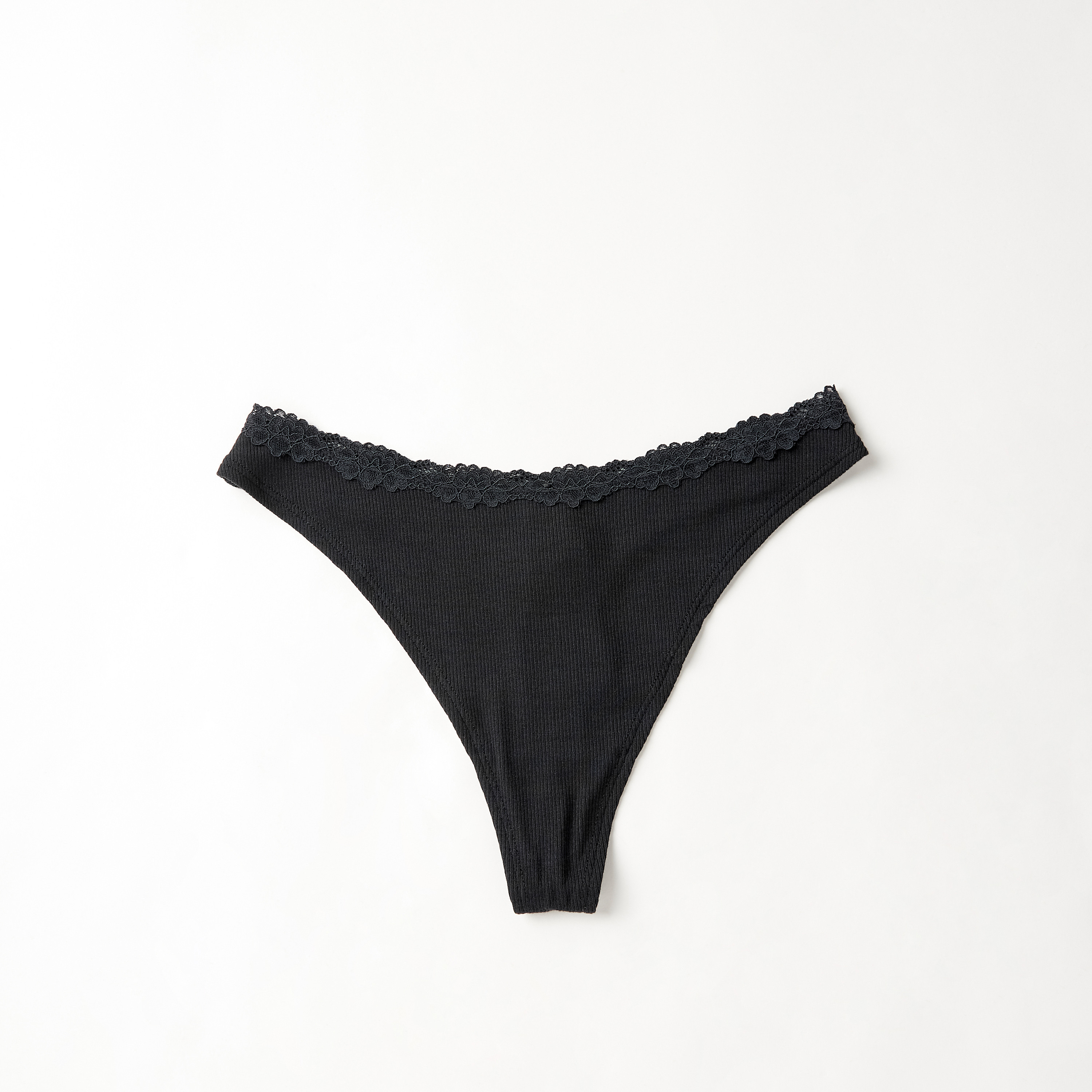 ثونج مضلّع بتفاصيل دانتيل من لا سنزا-women-clothing-lingerie-panties-image-5
