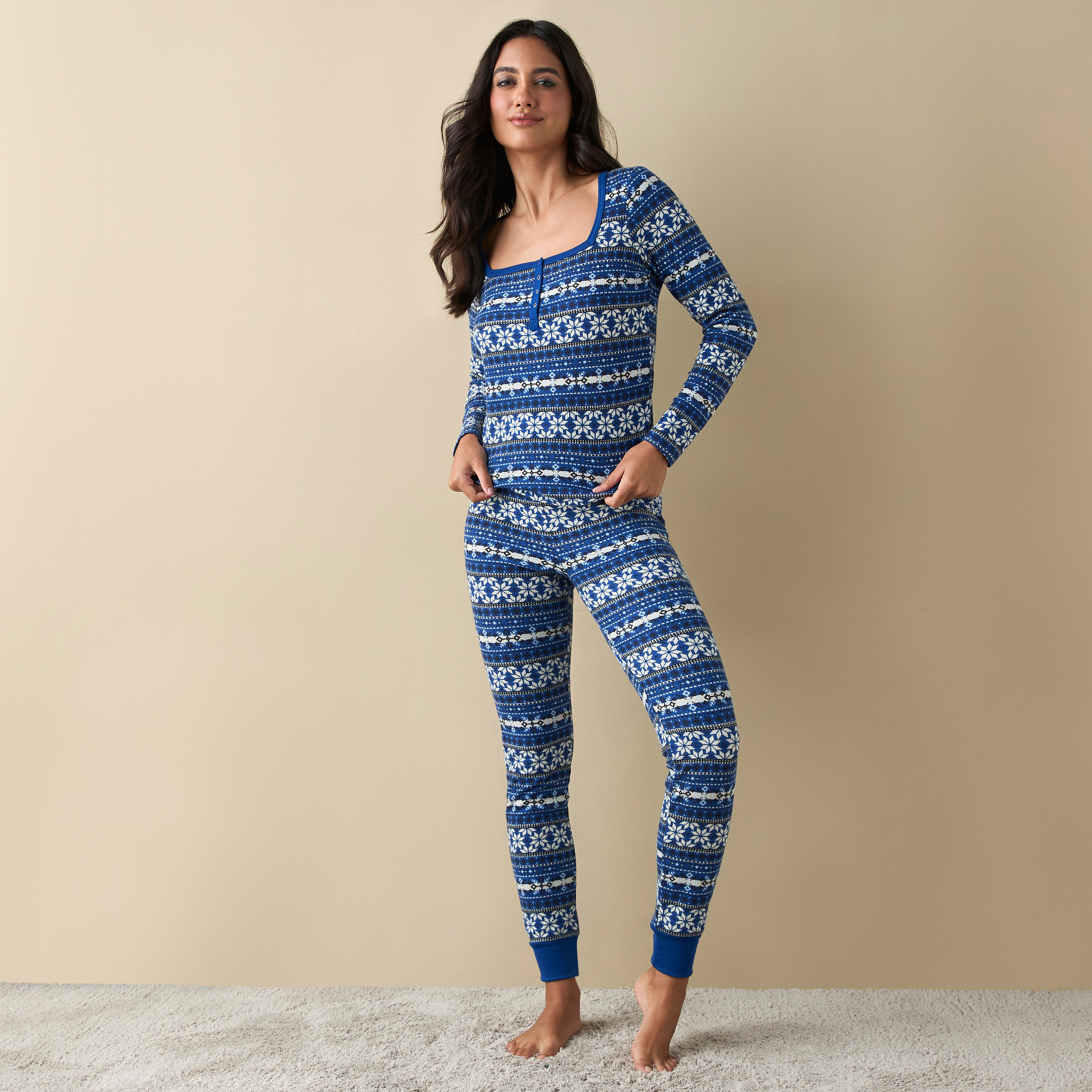بلوزة كاروهات بياقة مربعة وأكمام طويلة من لاسنزا-women-clothing-nightwear-pyjamas-tops-image-2