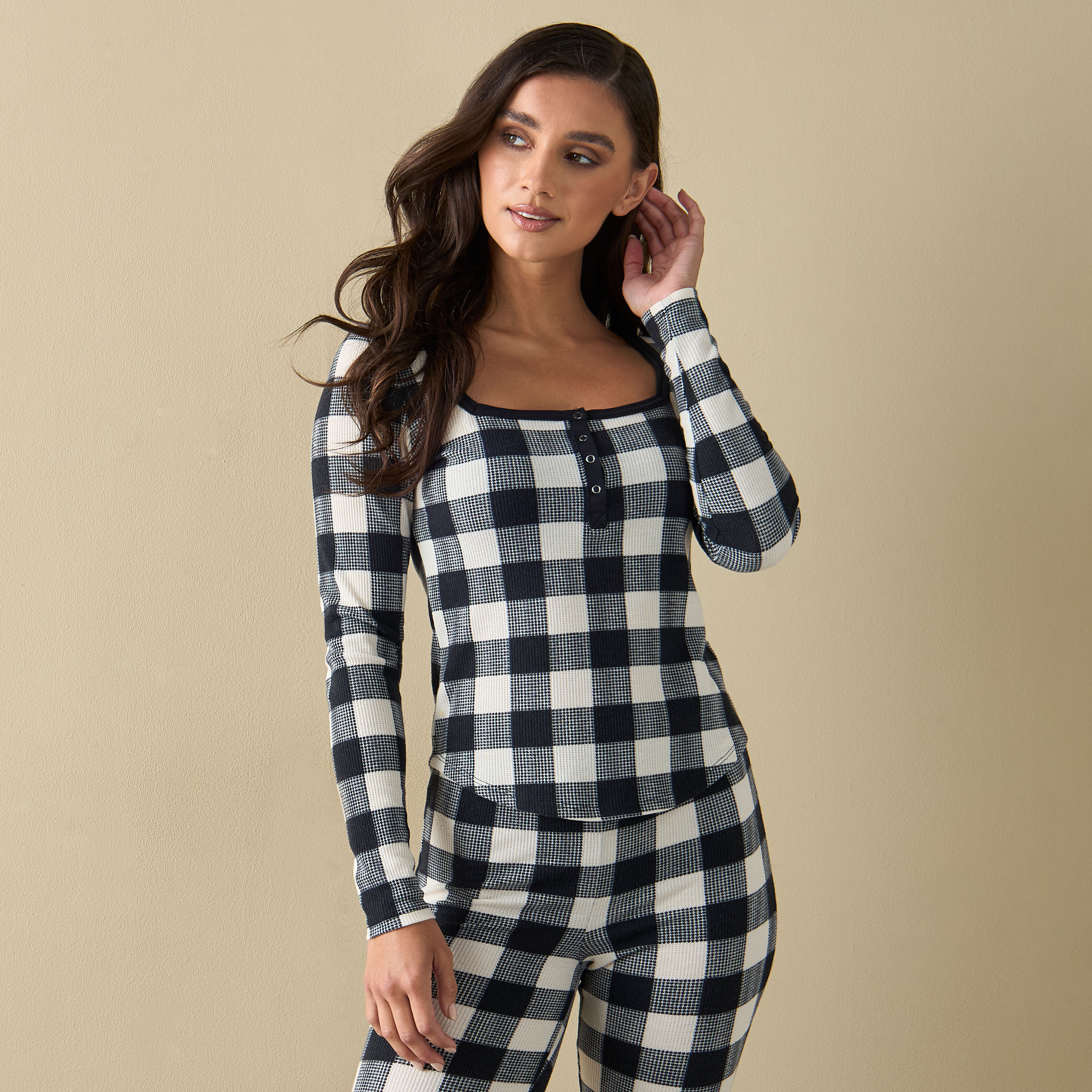 بلوزة كاروهات بياقة مربعة وأكمام طويلة من لاسنزا-women-clothing-nightwear-pyjamas-tops-image-5