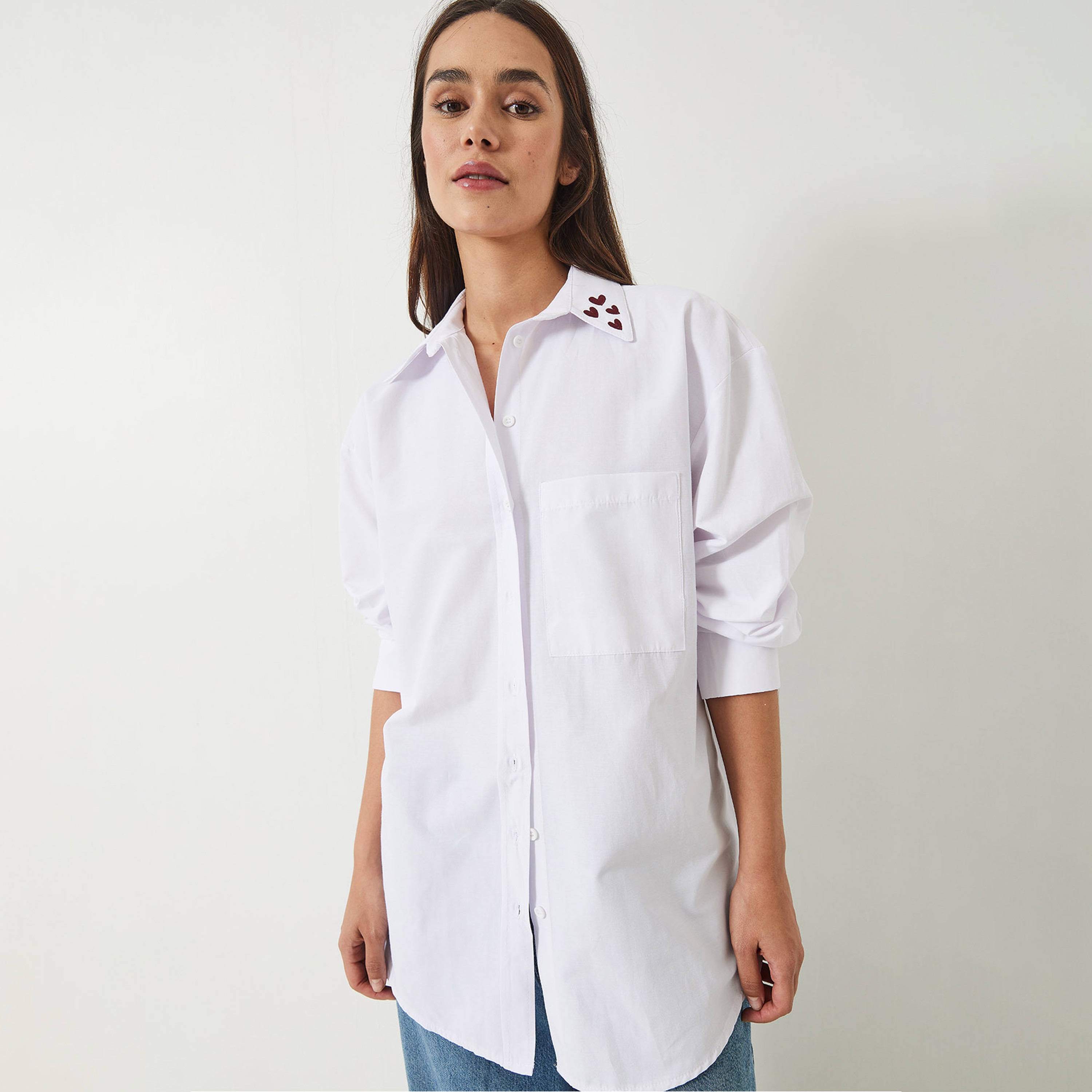 قميص نسائي باللون الأبيض بياقة من بيانكو لوتشي-women-clothing-shirtsandblouses-shirts-image-1