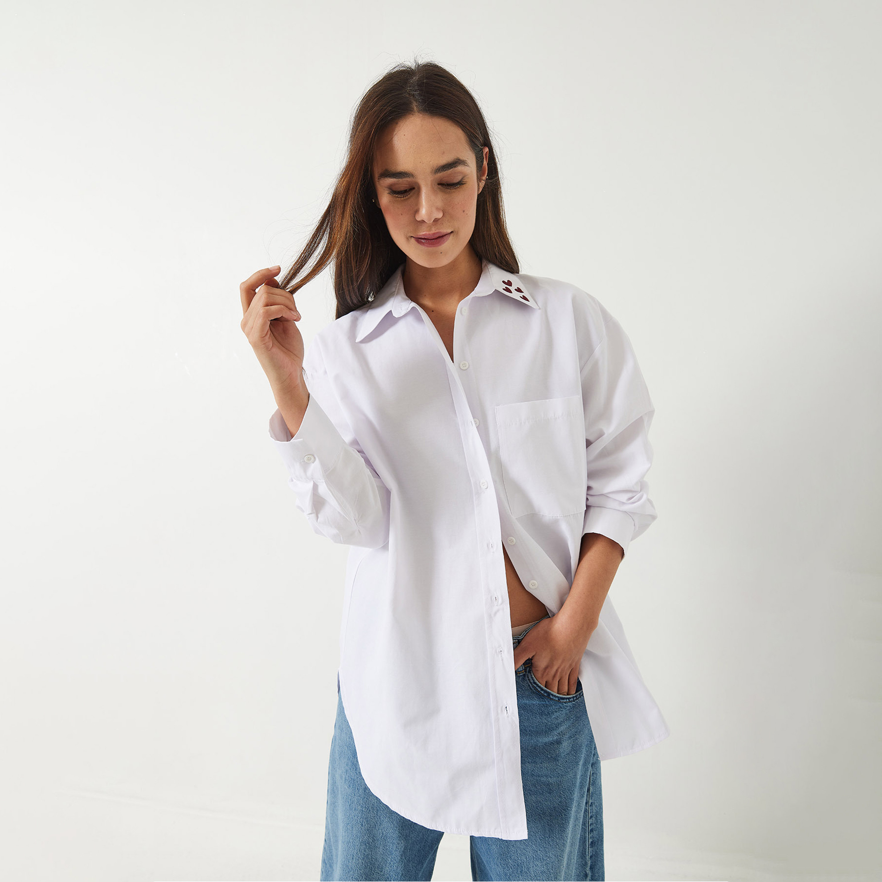 قميص نسائي باللون الأبيض بياقة من بيانكو لوتشي-women-clothing-shirtsandblouses-shirts-image-2