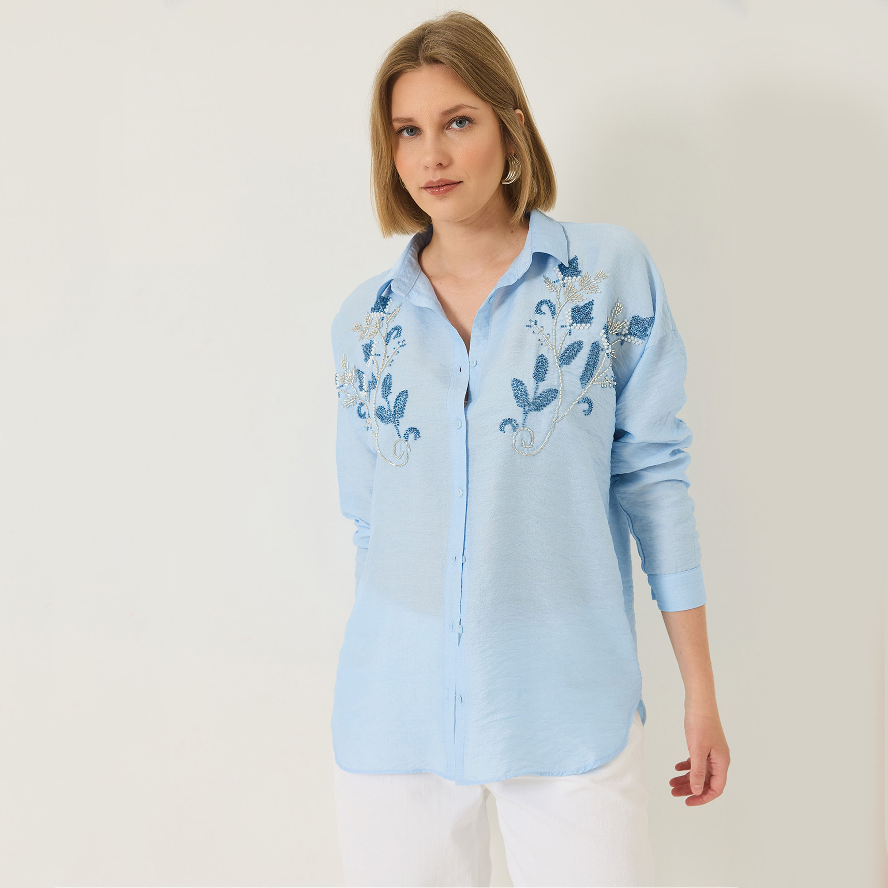 قميص نسائي مزين بالخرز، بأكمام منسدلة من بيانكو لوتشي-women-clothing-shirtsandblouses-shirts-image-1
