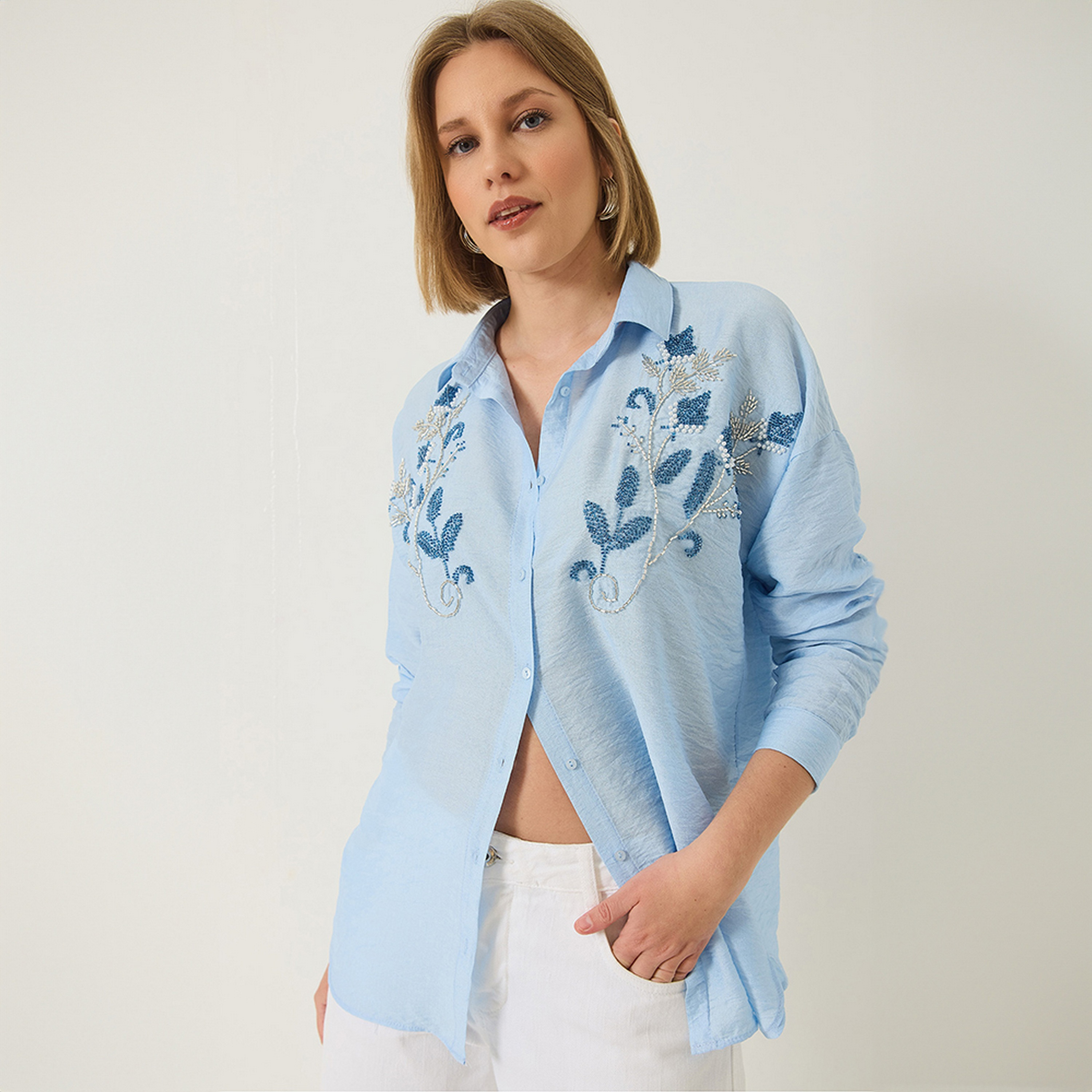 قميص نسائي مزين بالخرز، بأكمام منسدلة من بيانكو لوتشي-women-clothing-shirtsandblouses-shirts-image-2