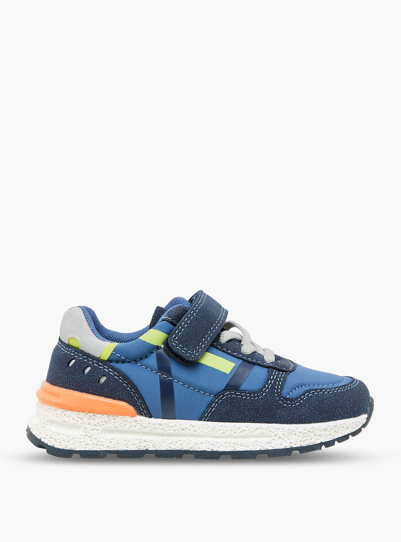 حذاء سنيكرز بشريط إغلاق لاصق للأولاد من جونيورز-boys-shoes-sneakers-image-3