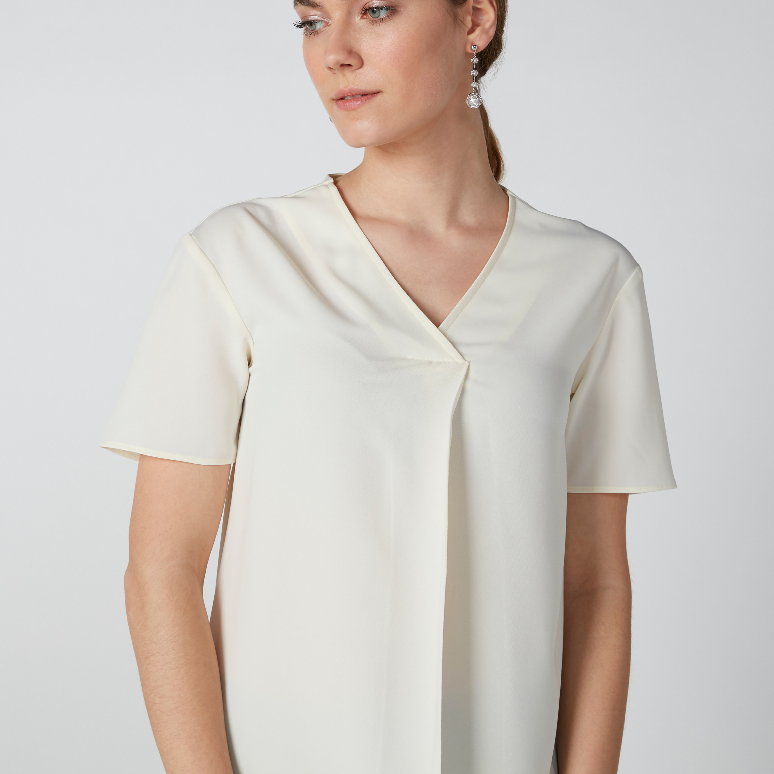 Short Sleeves Top with V-Neck-women-clothing-shirtsandblouses-blouses-image-4