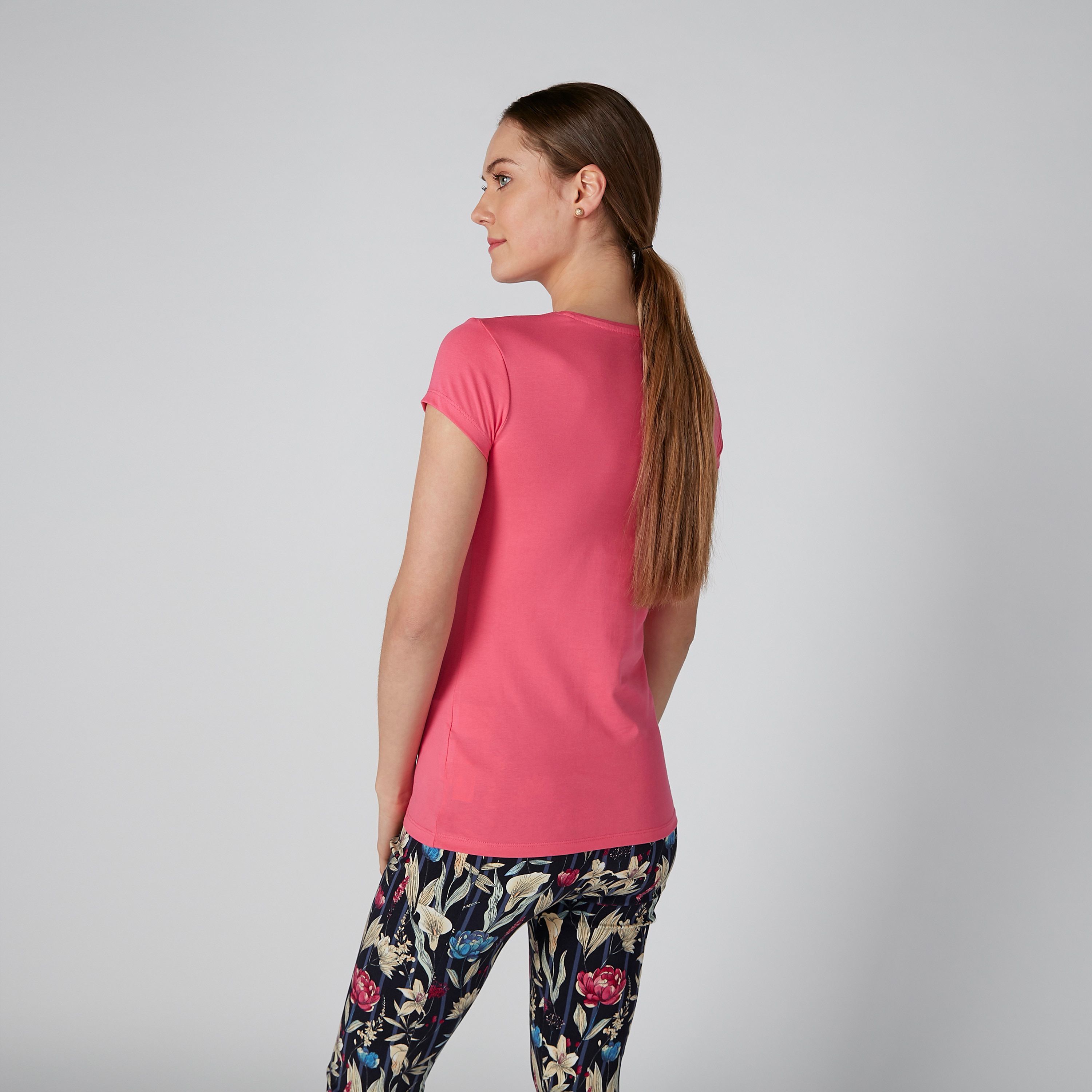 Plain T-shirt with Round Neck  Cap Sleeves-women-clothing-tshirts-image-3