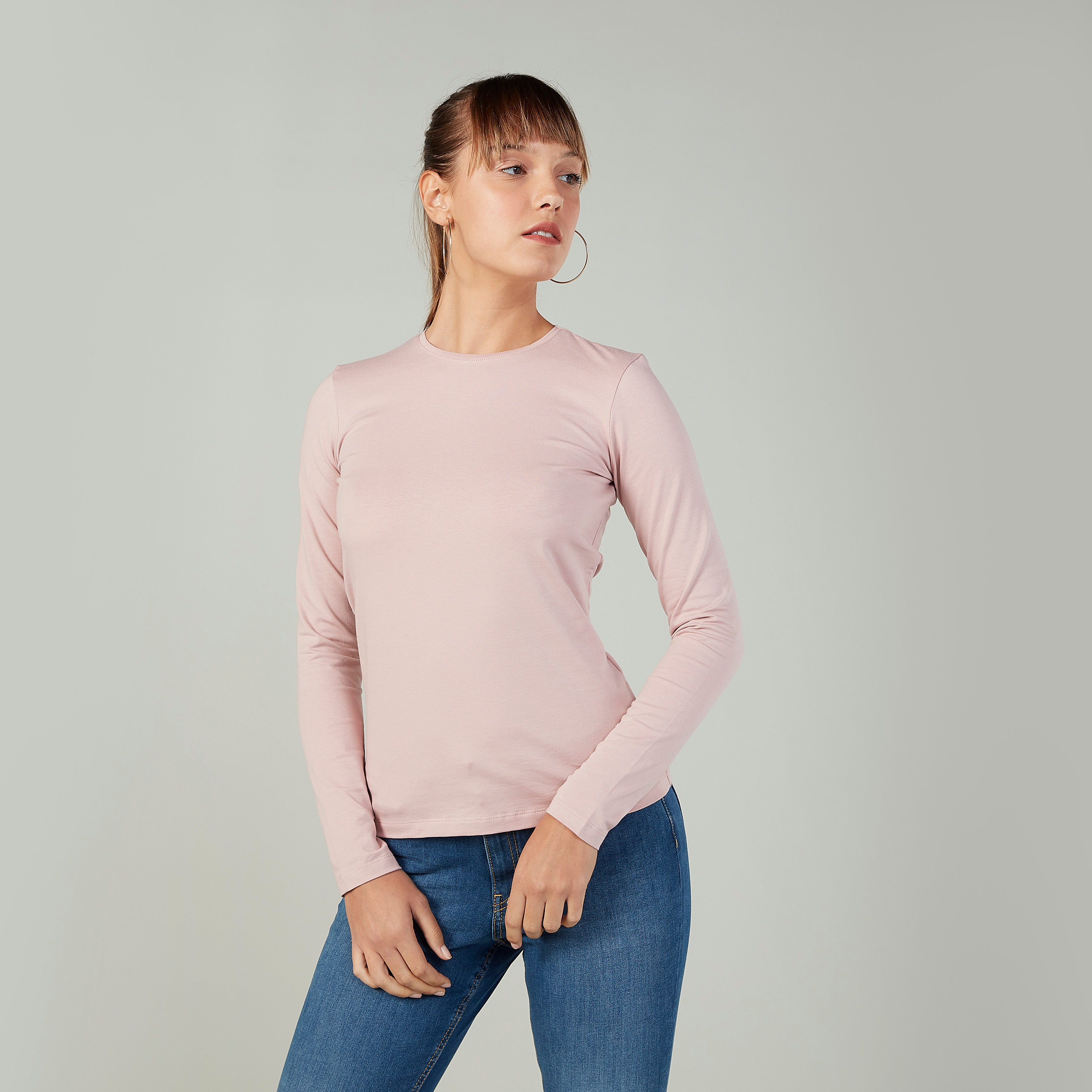 Buy Women s Plain T shirt with Round Neck and Long Sleeves Online Centrepoint Qatar