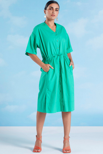 Solid Midi Shirt Dress with V-neck and Pocket Detail
