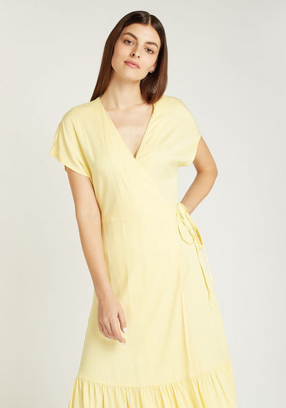 Solid Midi Dress with V-neck and Tie Ups