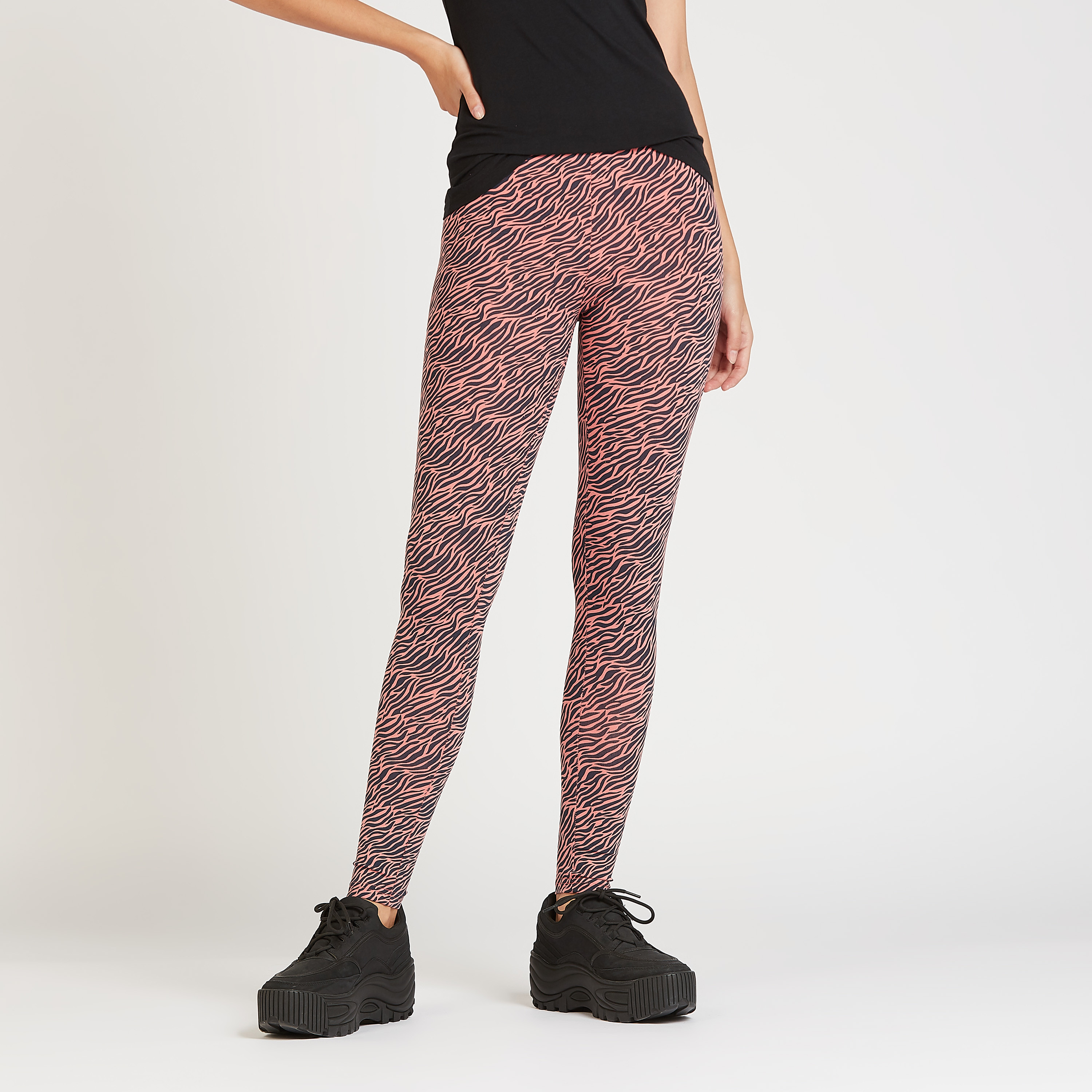 Buy Women's Printed Leggings with Elasticised Waistband Online |  Centrepoint Bahrain