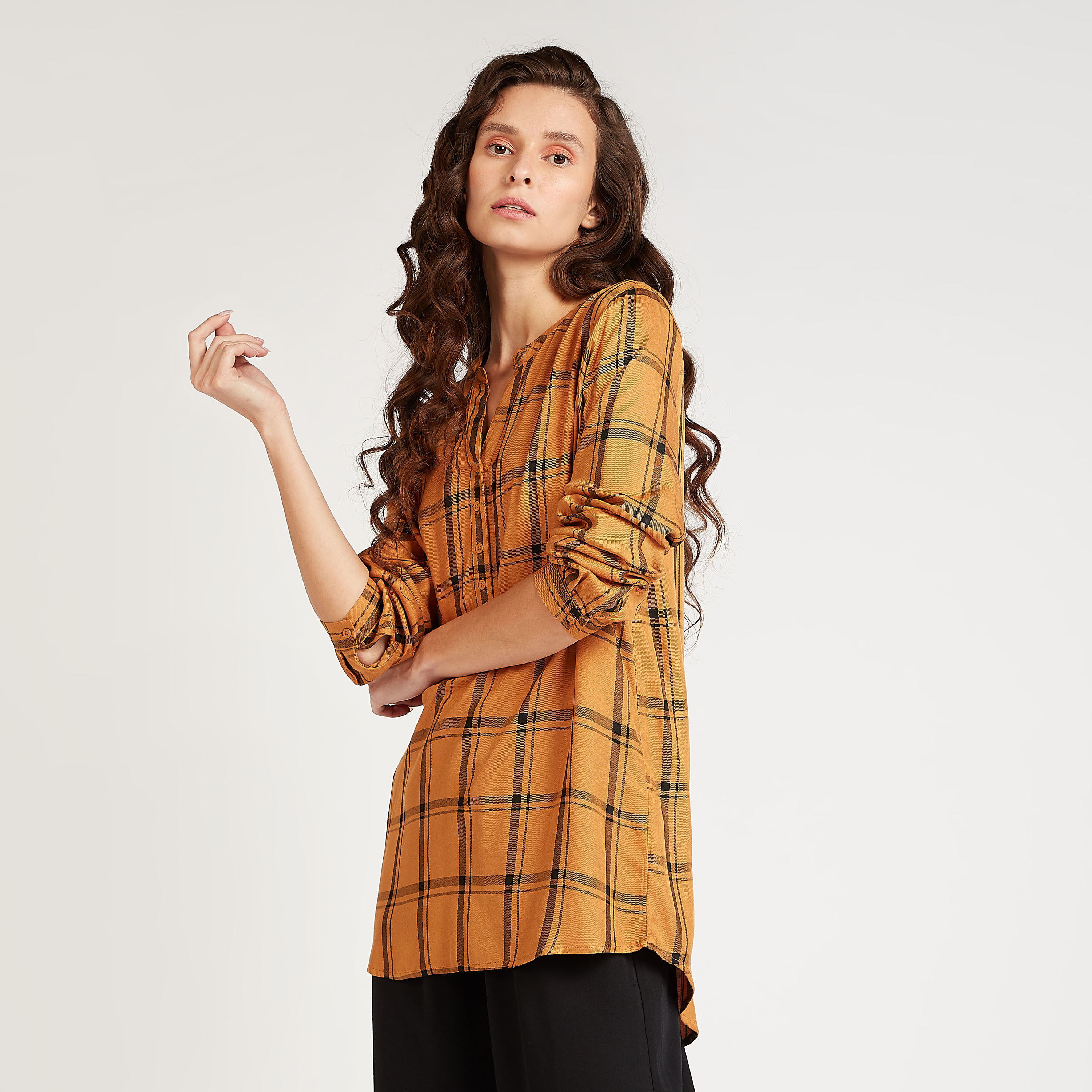 Buy Sustainable Checked Longline Shirt with Mandarin Collar Splash UAE