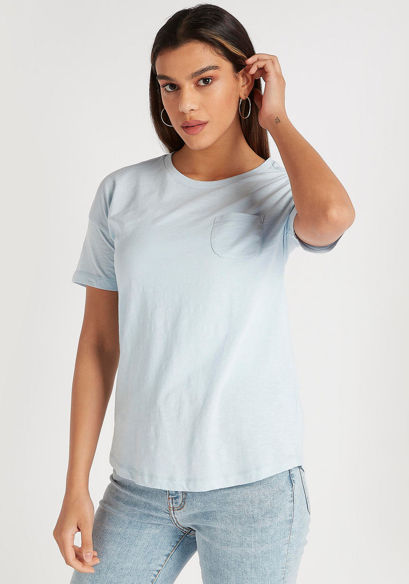 Solid Regular Fit Crew Neck T-shirt with Short Sleeves-T Shirts-image-4