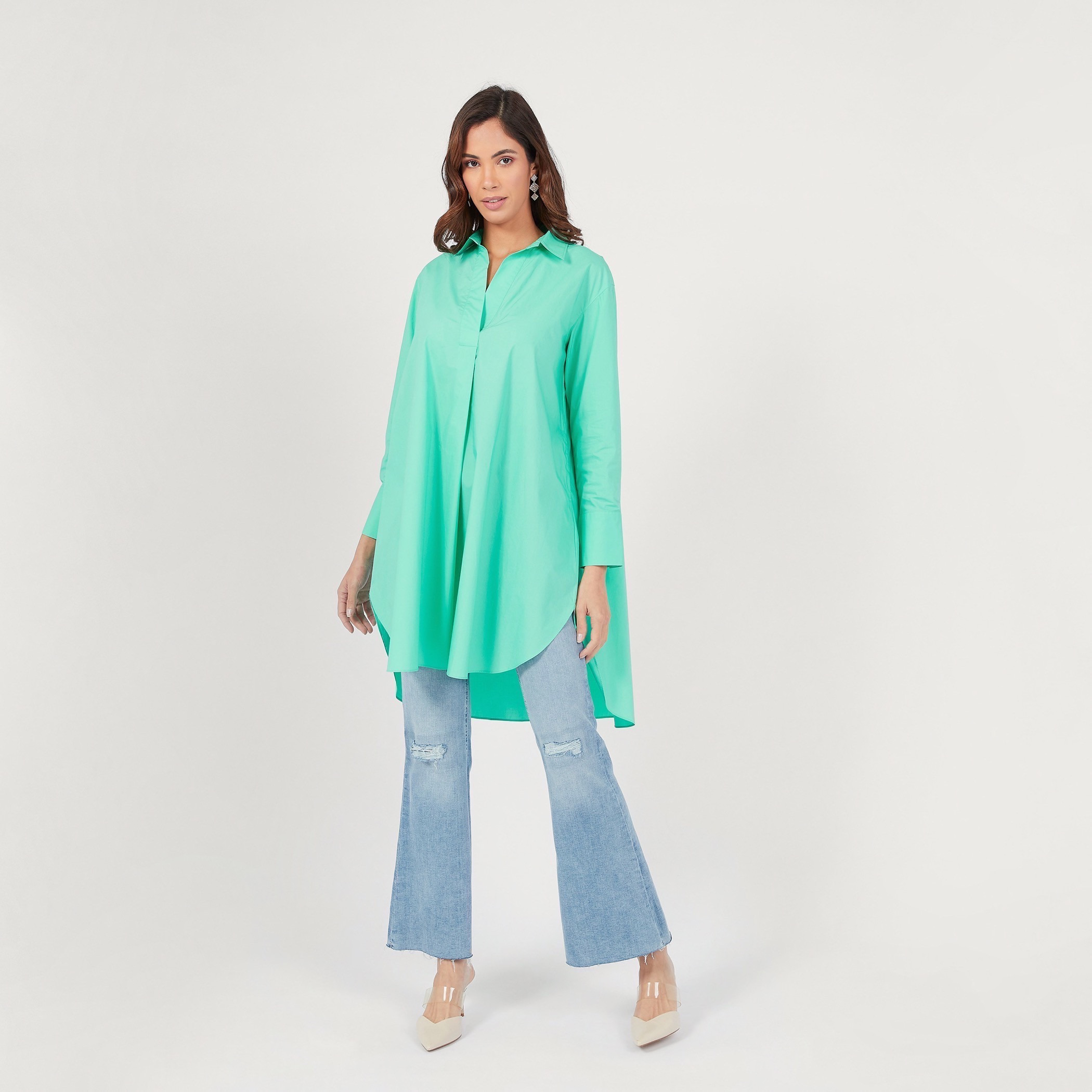 تونيك قميص سادة بطول غير متساوي وأكمام طويلة وأزرار إغلاق-women-clothing-shirtsandblouses-shirts-image-19