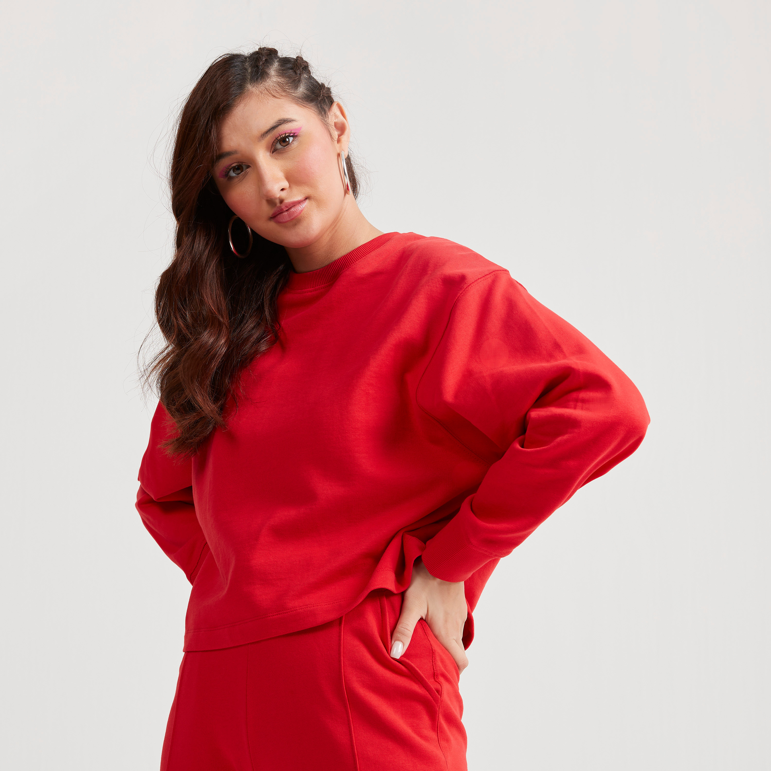 سويت شيرت سادة بياقة ضيّقة وأكمام طويلة-women-clothing-hoodiesandsweatshirts-sweatshirts-image-10