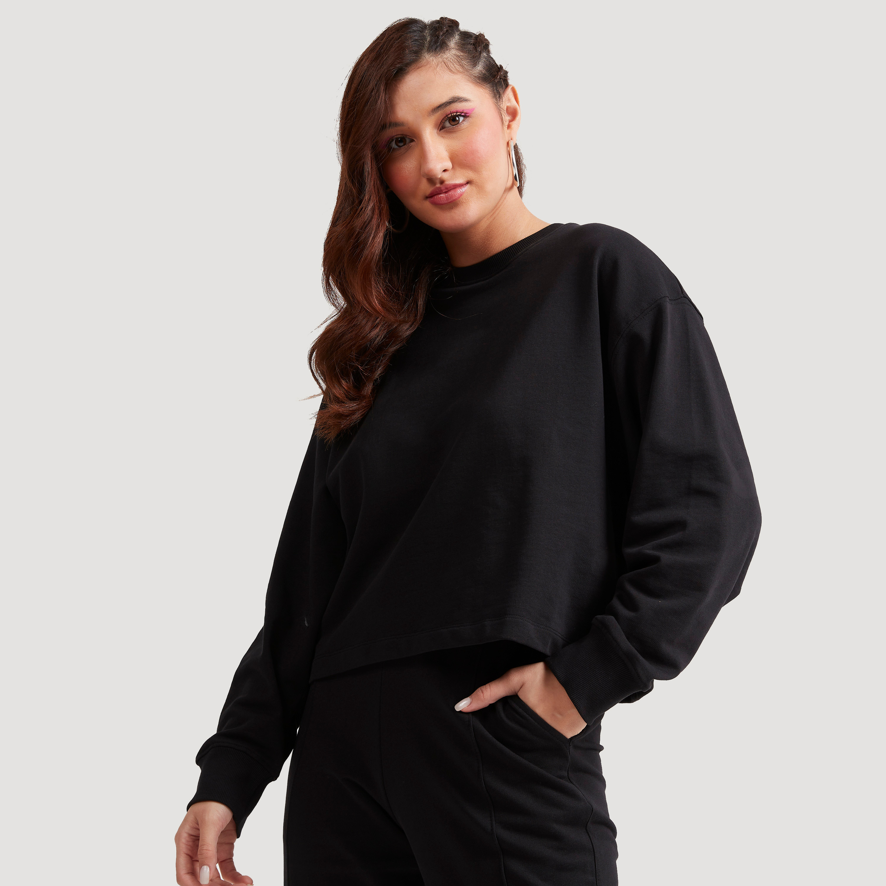 سويت شيرت سادة بياقة ضيّقة وأكمام طويلة-women-clothing-hoodiesandsweatshirts-sweatshirts-image-1