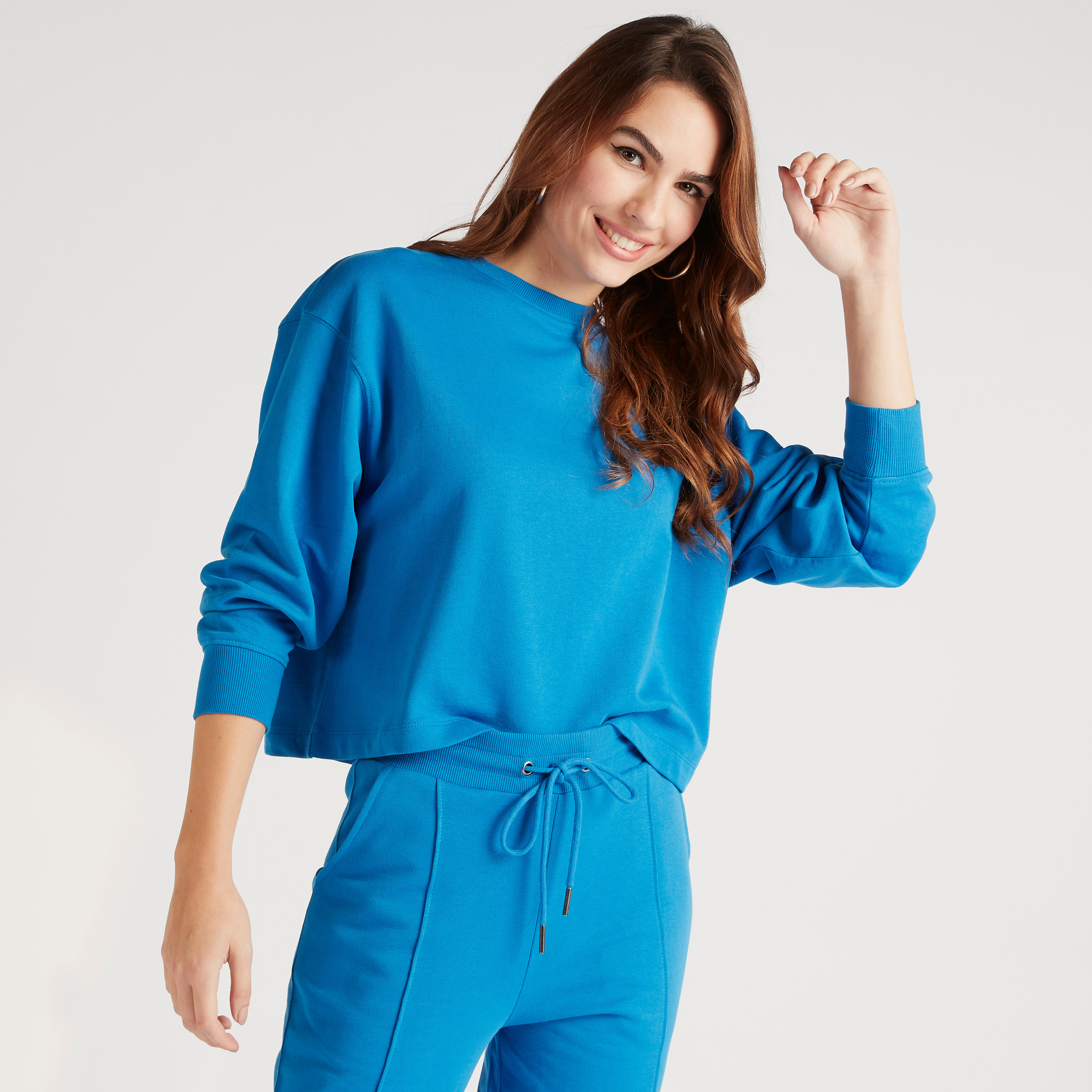 سويت شيرت سادة بياقة ضيّقة وأكمام طويلة-women-clothing-hoodiesandsweatshirts-sweatshirts-image-15