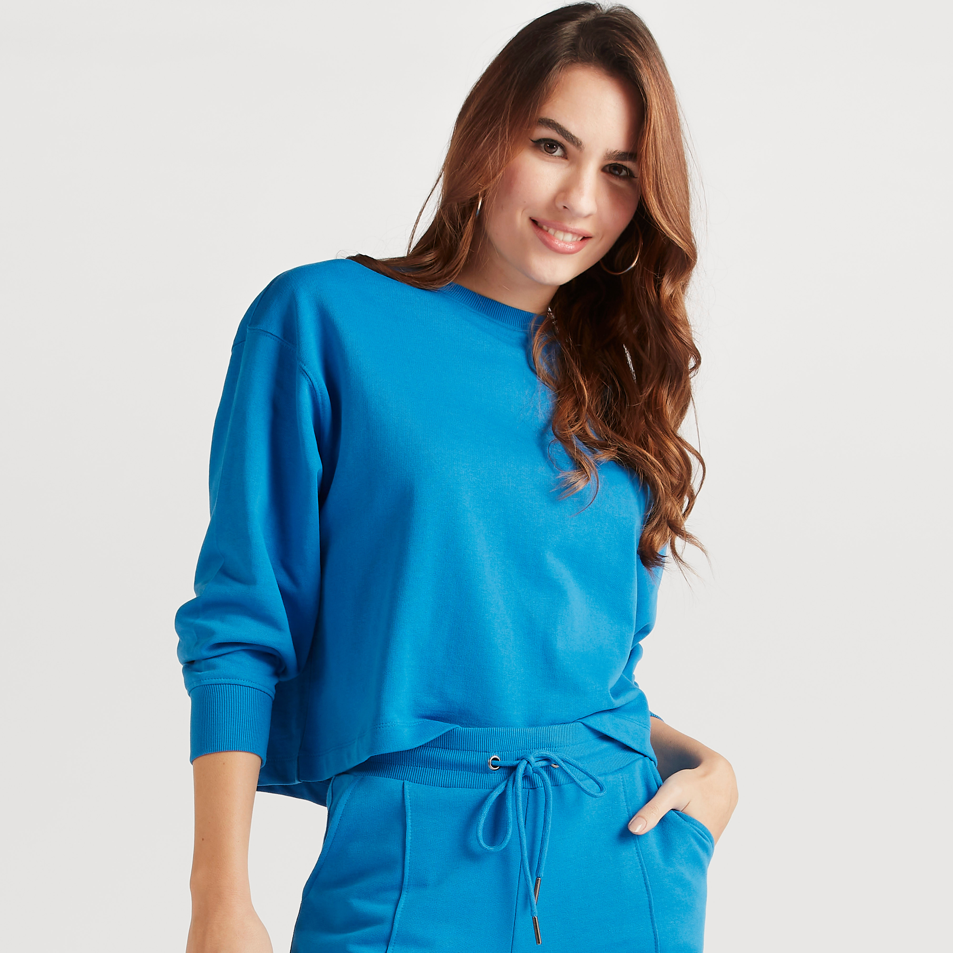 سويت شيرت سادة بياقة ضيّقة وأكمام طويلة-women-clothing-hoodiesandsweatshirts-sweatshirts-image-17