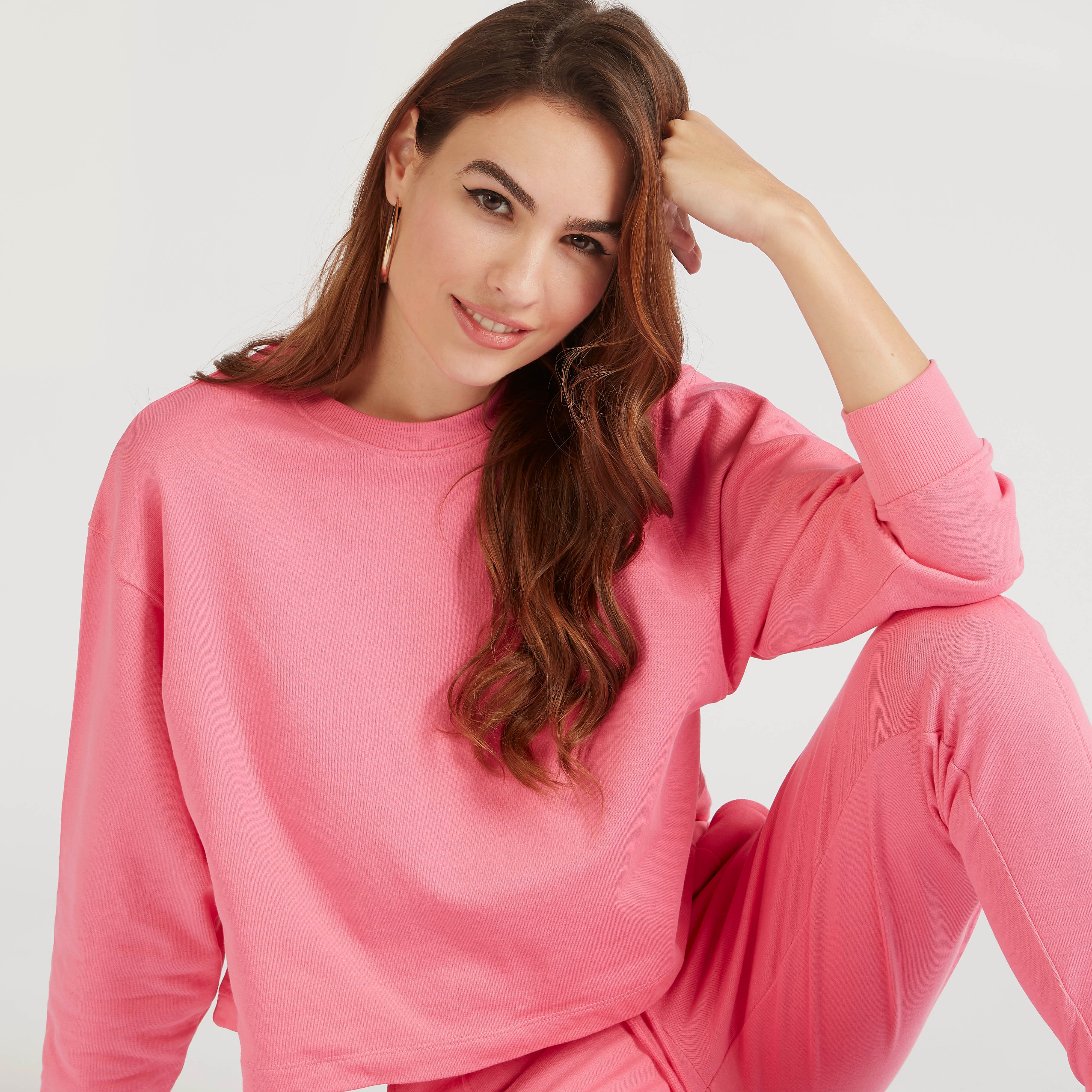 سويت شيرت سادة بياقة ضيّقة وأكمام طويلة-women-clothing-hoodiesandsweatshirts-sweatshirts-image-5