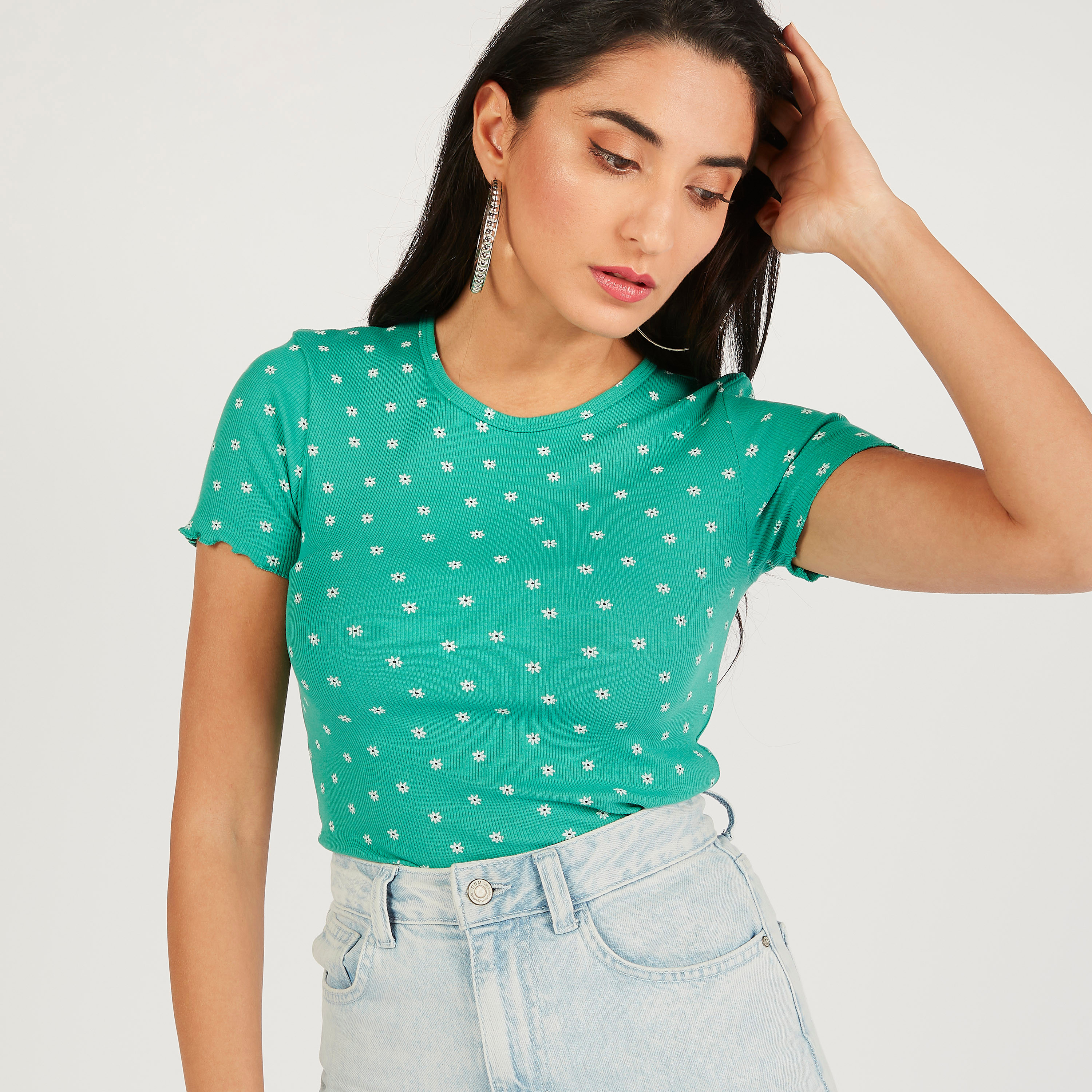 تيشيرت بياقة مستديرة وأكمام قصيرة وطبعات زهرية-women-clothing-tshirts-image-3